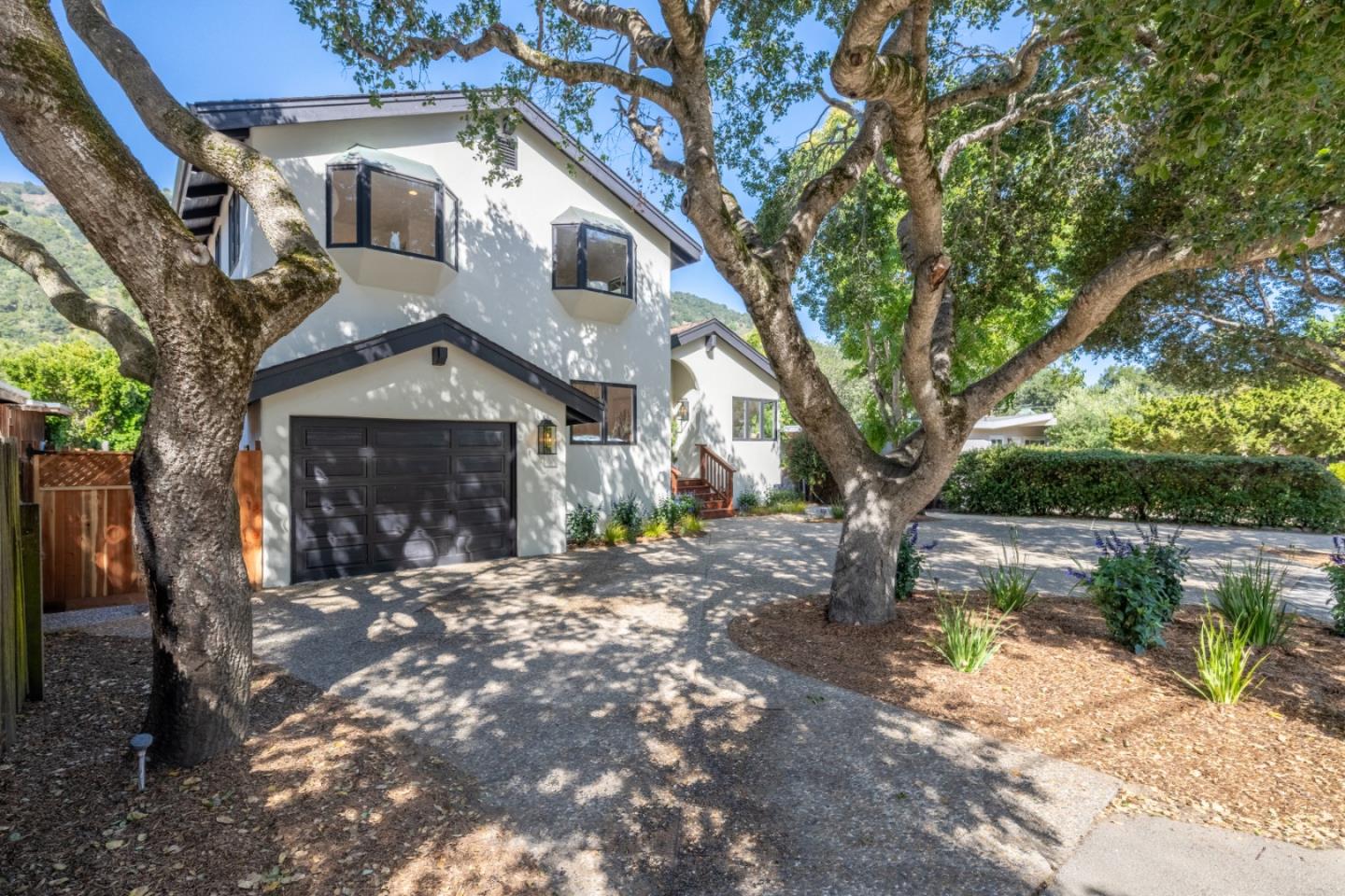 Detail Gallery Image 2 of 31 For 77 Paso Hondo #a, Carmel Valley,  CA 93924 - 3 Beds | 2 Baths