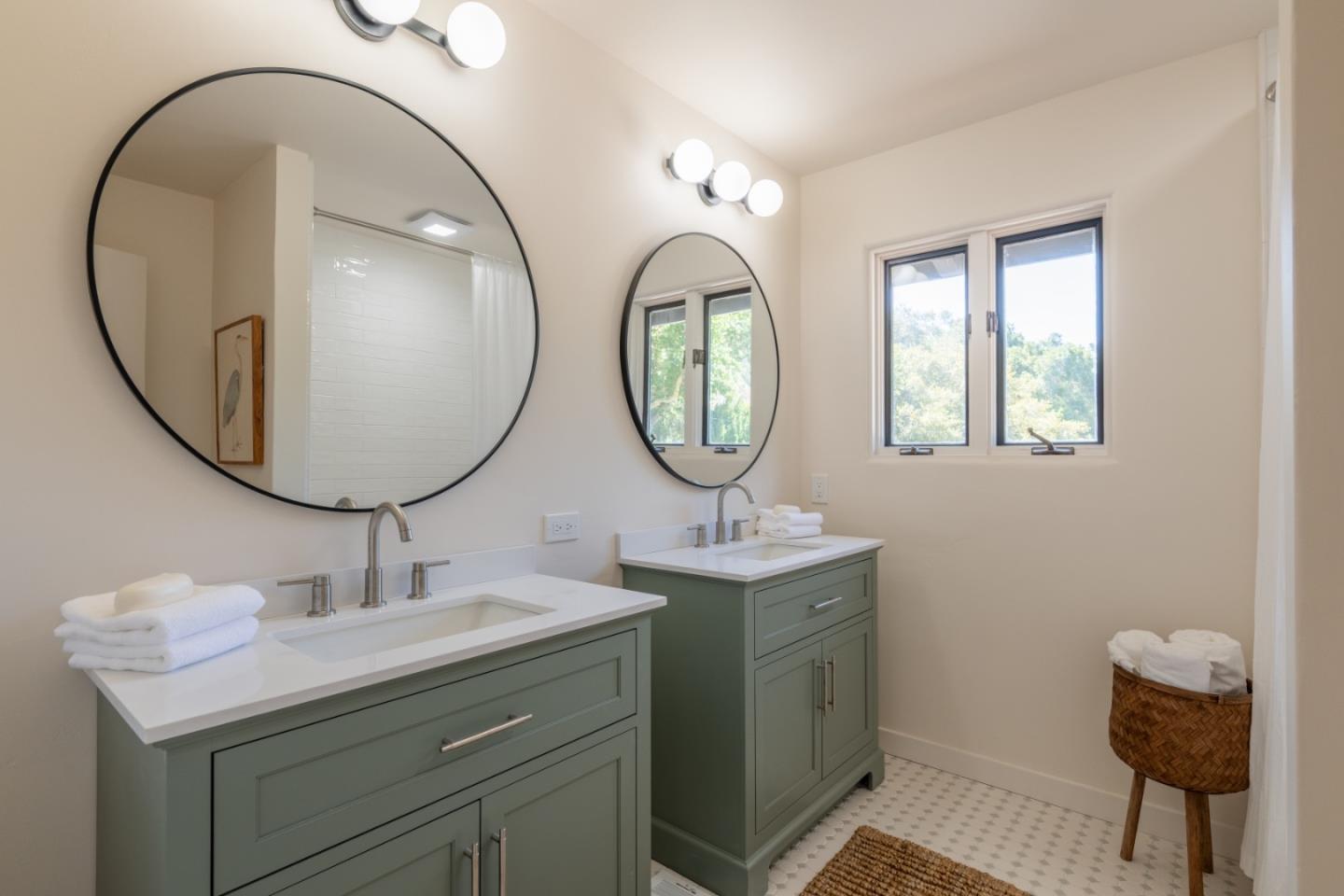 Detail Gallery Image 23 of 31 For 77 Paso Hondo #a, Carmel Valley,  CA 93924 - 3 Beds | 2 Baths