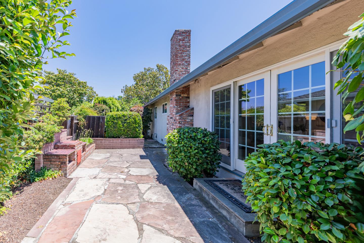 Detail Gallery Image 29 of 33 For 1531 Bedford Ave, Sunnyvale,  CA 94087 - 3 Beds | 2 Baths