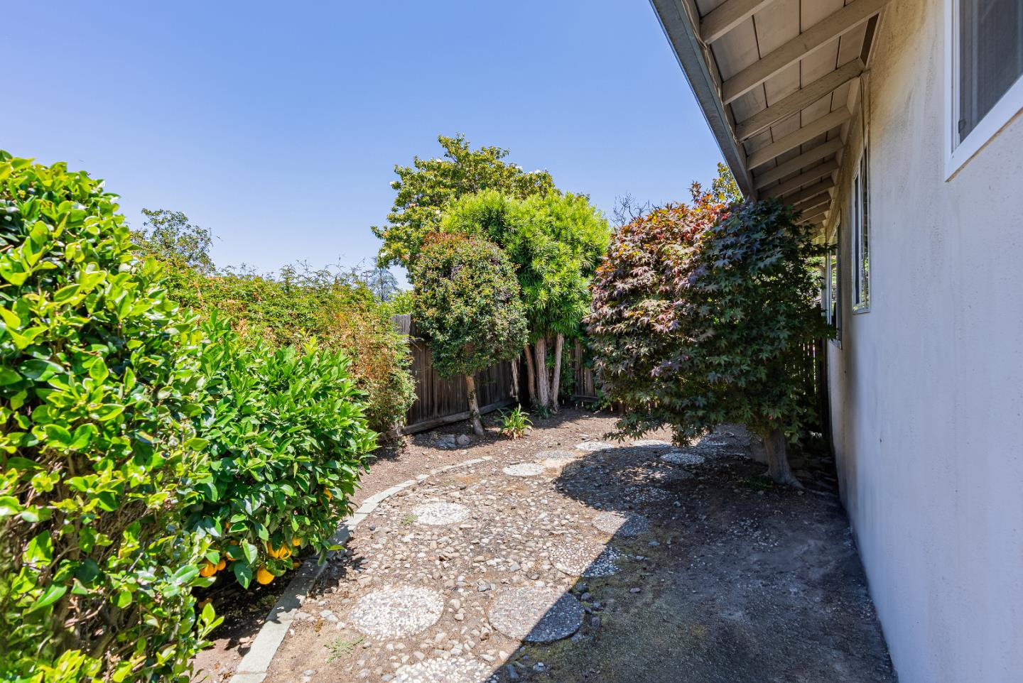 Detail Gallery Image 32 of 33 For 1531 Bedford Ave, Sunnyvale,  CA 94087 - 3 Beds | 2 Baths