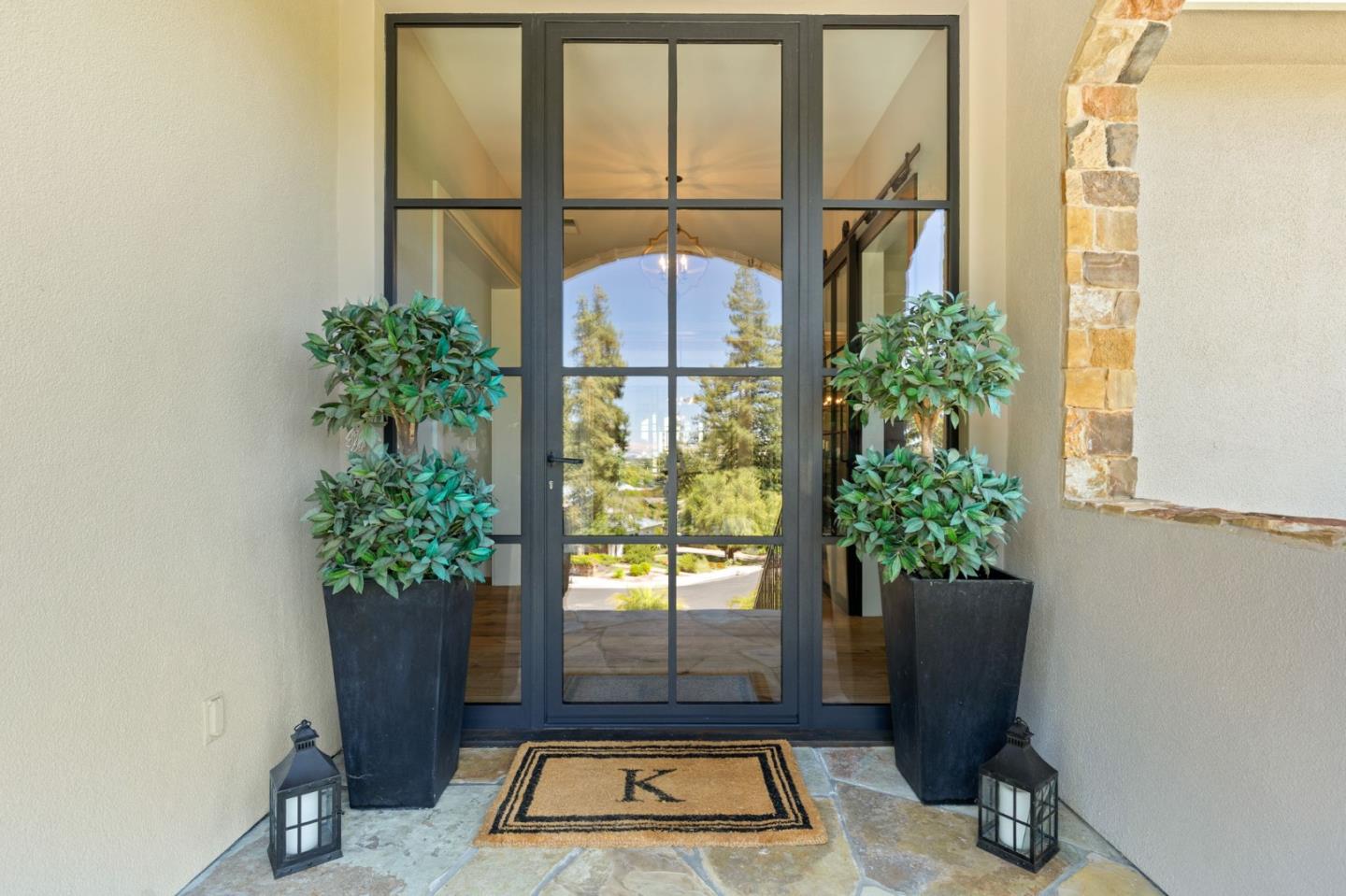 Detail Gallery Image 12 of 71 For 129 Dover St, Los Gatos,  CA 95032 - 5 Beds | 3/2 Baths