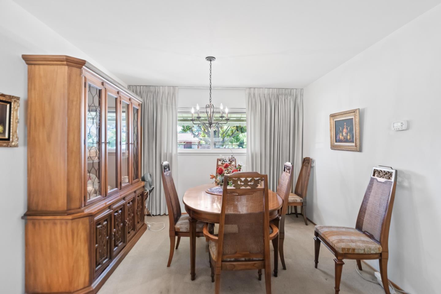 Detail Gallery Image 5 of 23 For 152 Jacinto Way, Sunnyvale,  CA 94086 - 3 Beds | 2 Baths