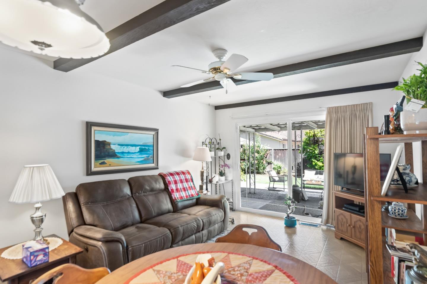 Detail Gallery Image 7 of 23 For 152 Jacinto Way, Sunnyvale,  CA 94086 - 3 Beds | 2 Baths
