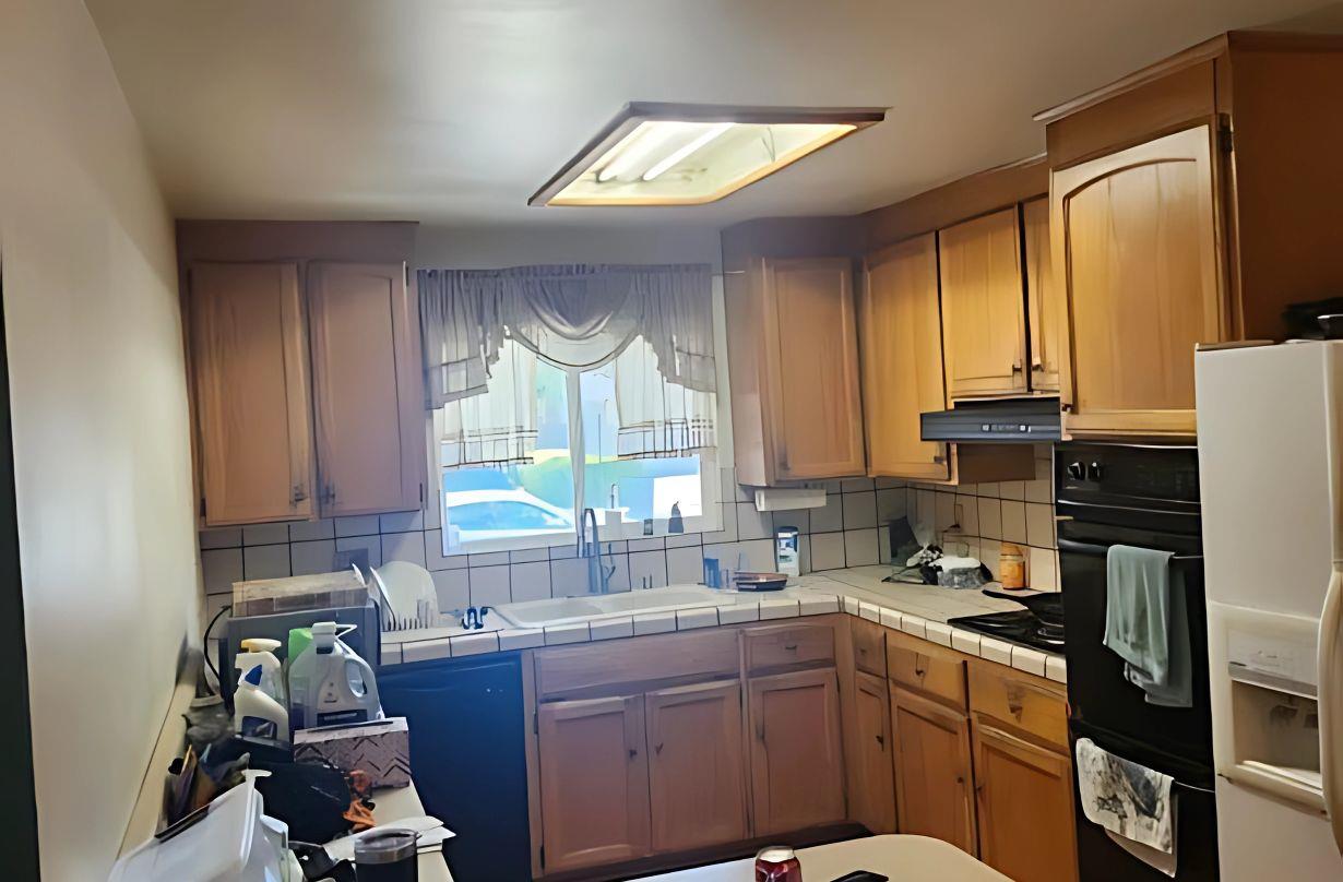 Detail Gallery Image 10 of 23 For 490 South Ct, Dixon,  CA 95620 - 4 Beds | 2 Baths