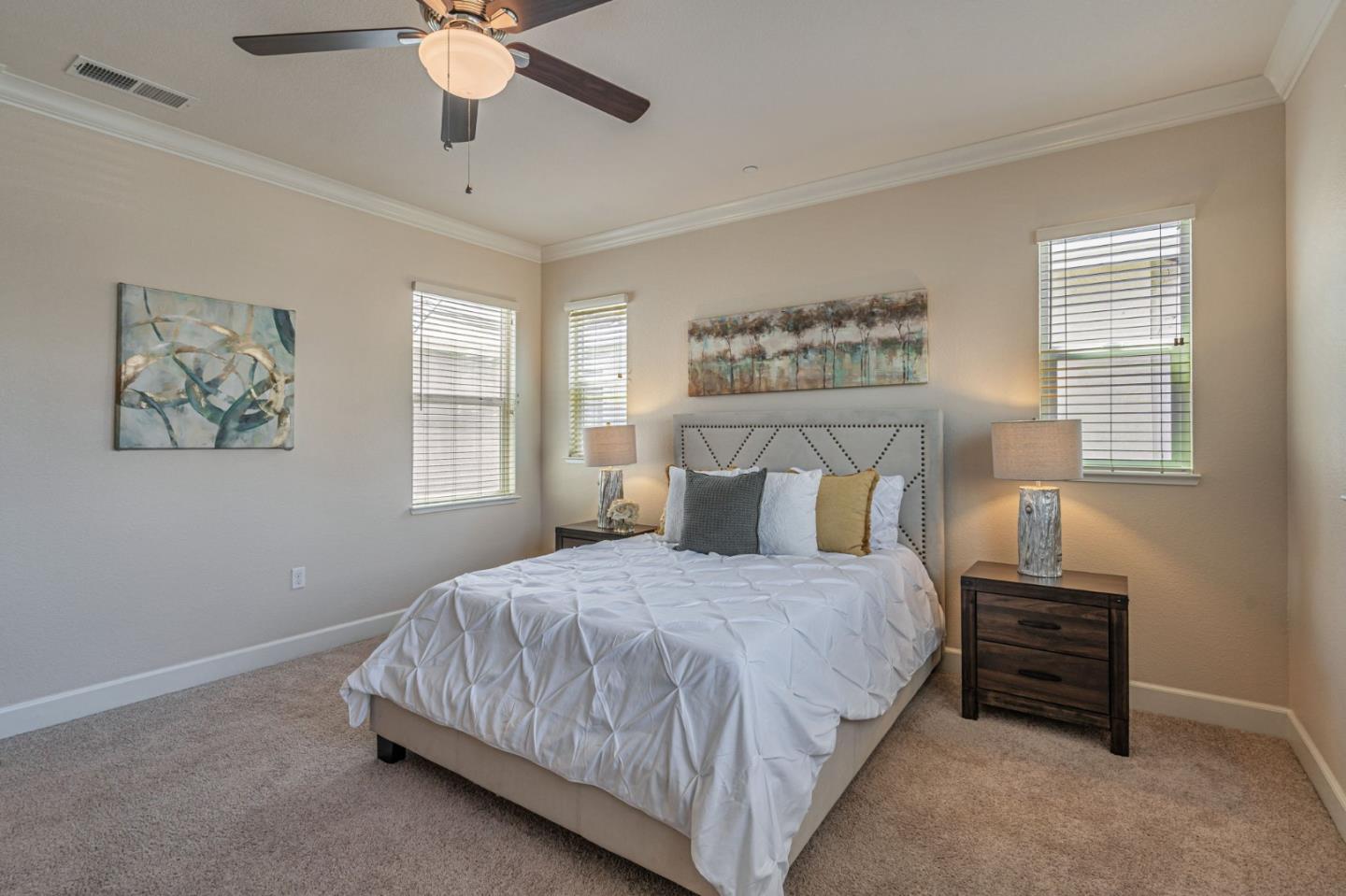 Detail Gallery Image 24 of 61 For 6083 Golden Vista Dr, San Jose,  CA 95123 - 3 Beds | 2/1 Baths