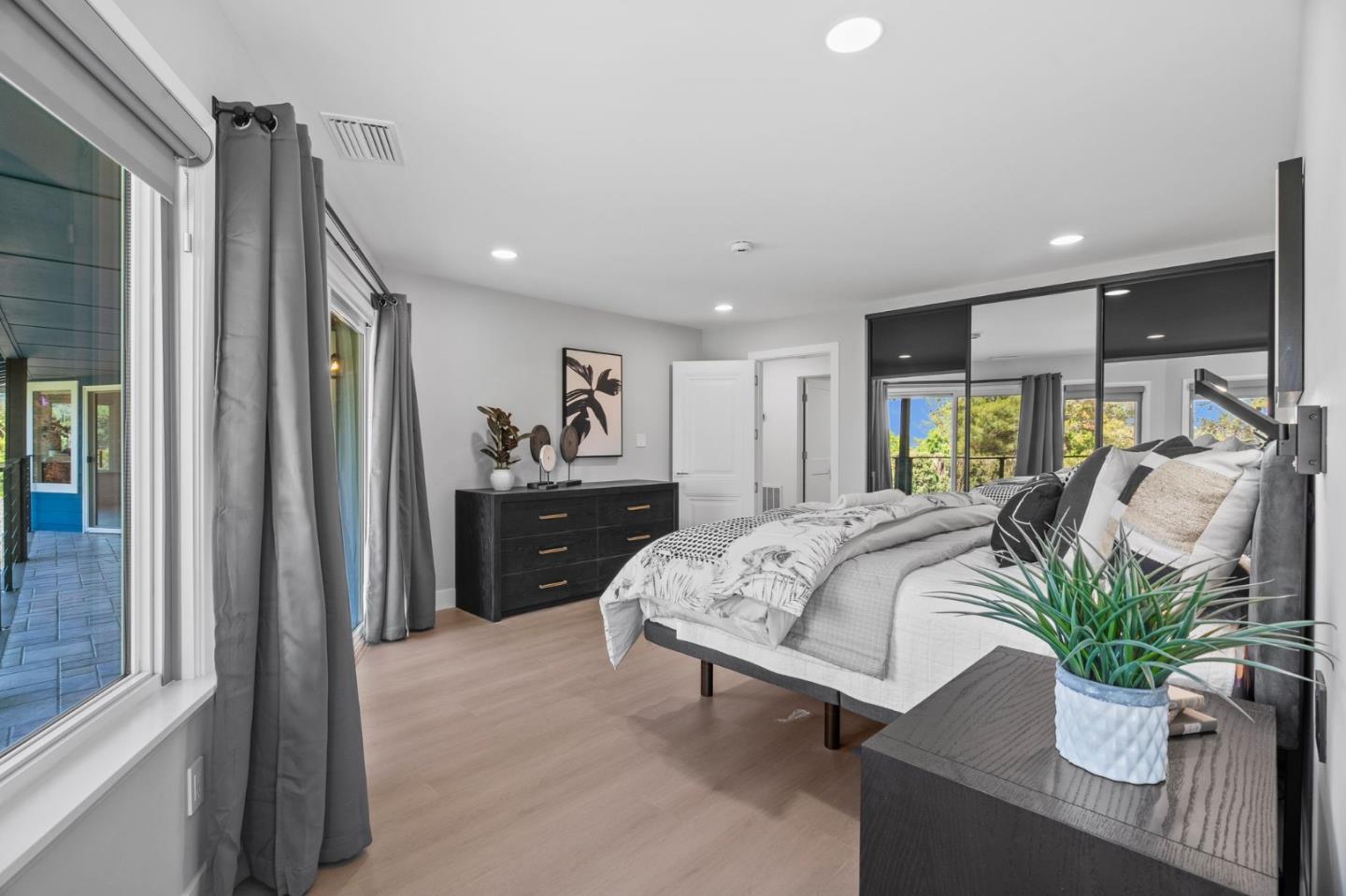 Detail Gallery Image 28 of 58 For 5957 Hosta Ln, San Jose,  CA 95124 - 4 Beds | 3/1 Baths