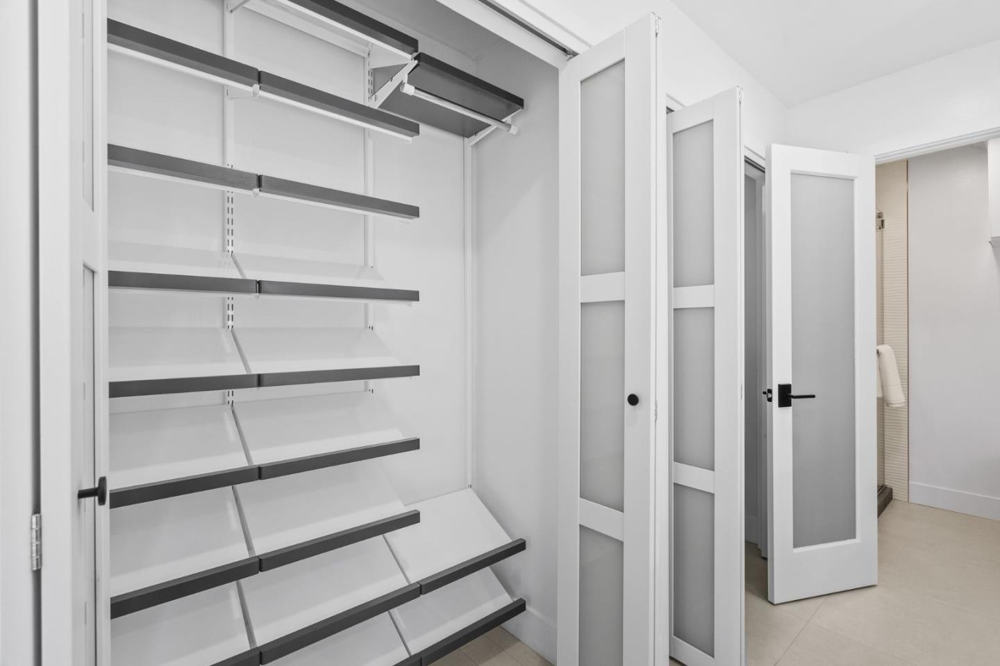 Detail Gallery Image 32 of 58 For 5957 Hosta Ln, San Jose,  CA 95124 - 4 Beds | 3/1 Baths