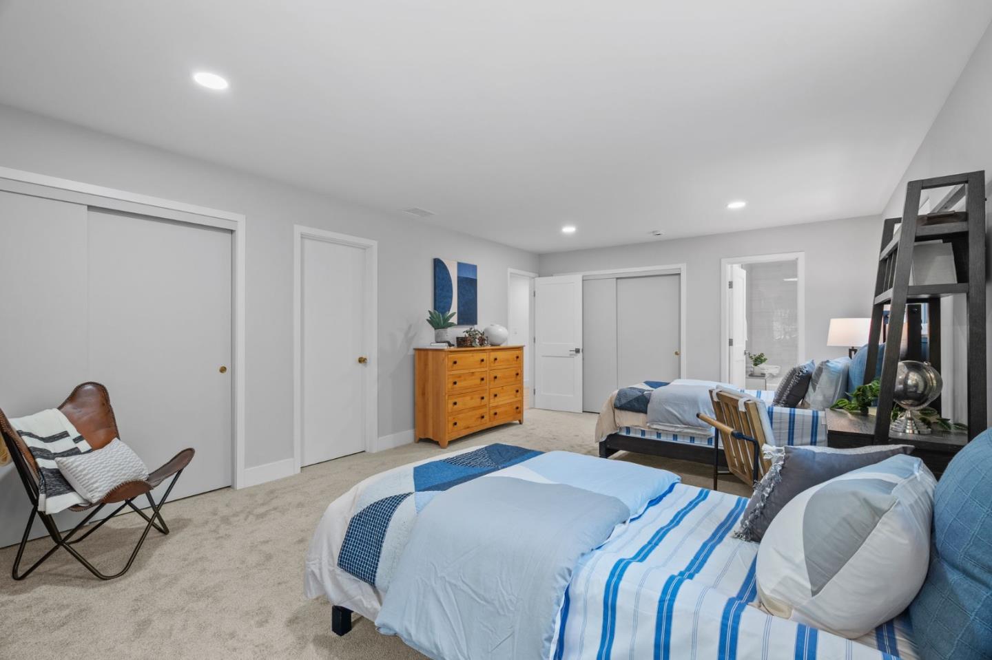 Detail Gallery Image 34 of 58 For 5957 Hosta Ln, San Jose,  CA 95124 - 4 Beds | 3/1 Baths