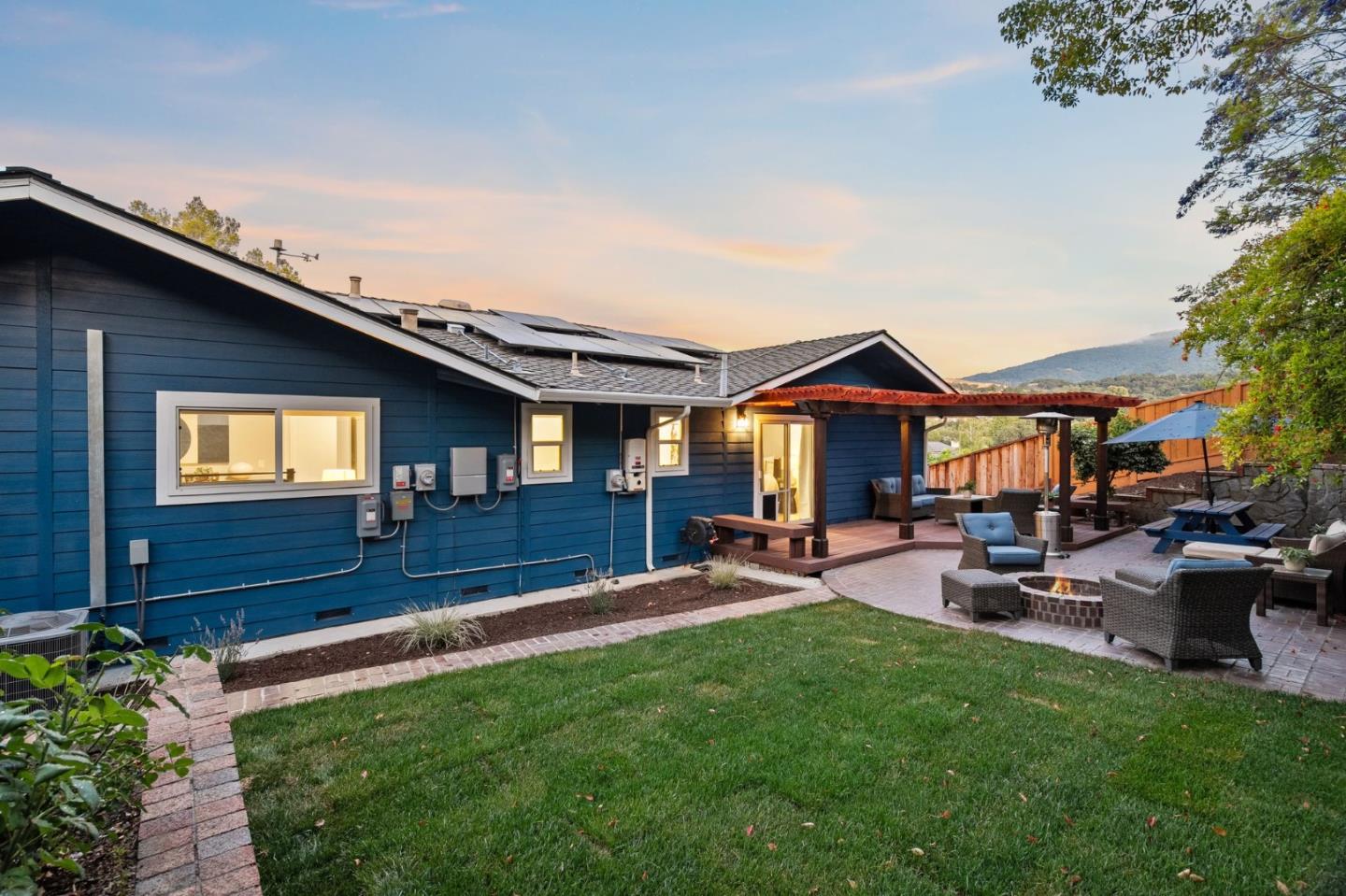 Detail Gallery Image 46 of 58 For 5957 Hosta Ln, San Jose,  CA 95124 - 4 Beds | 3/1 Baths