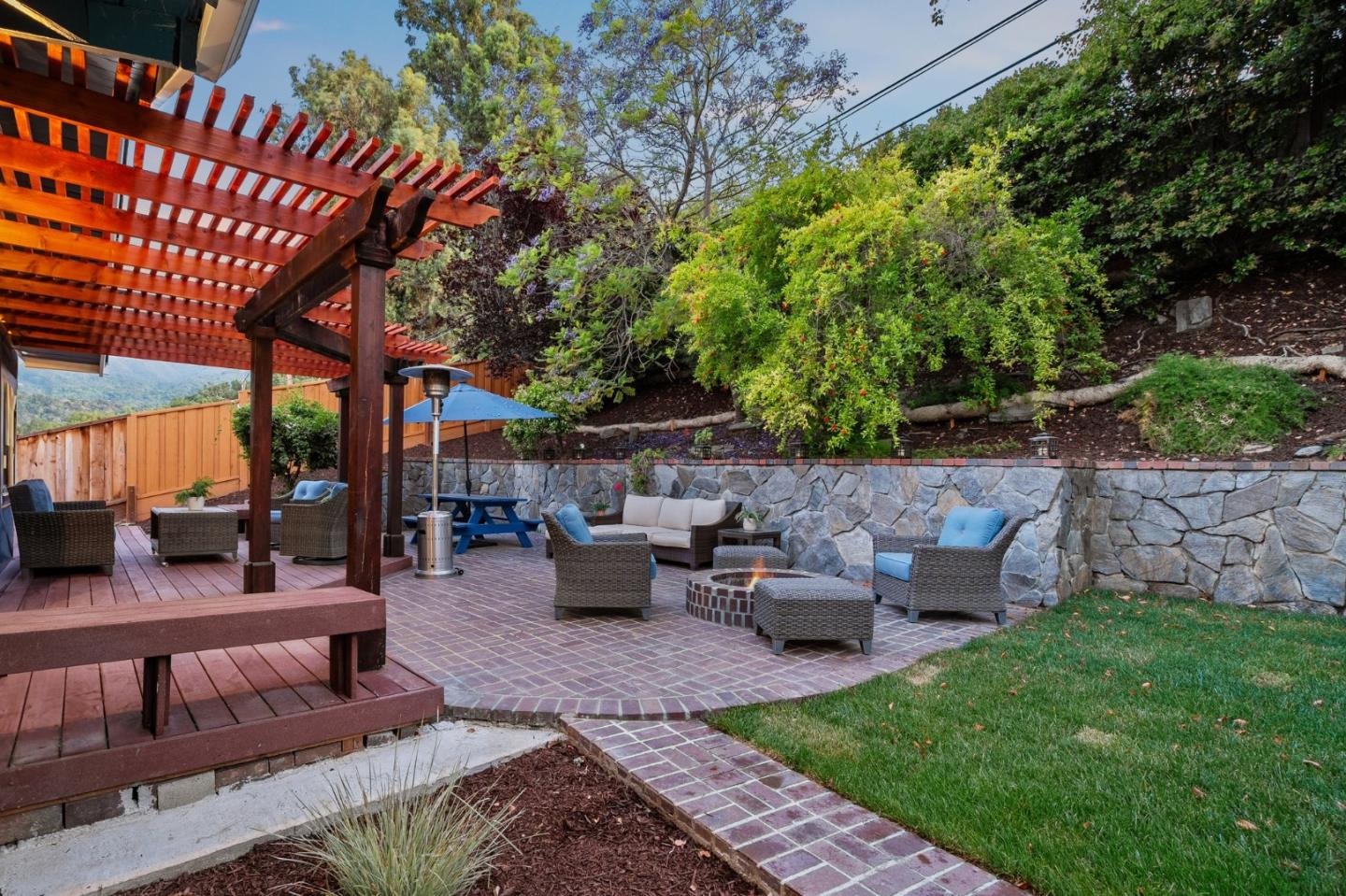 Detail Gallery Image 47 of 58 For 5957 Hosta Ln, San Jose,  CA 95124 - 4 Beds | 3/1 Baths