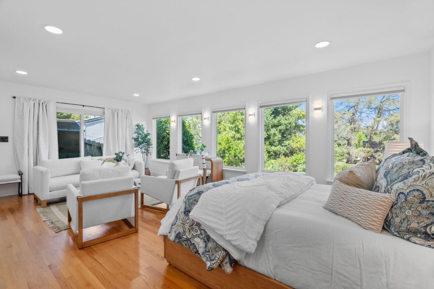 Detail Gallery Image 8 of 58 For 5957 Hosta Ln, San Jose,  CA 95124 - 4 Beds | 3/1 Baths