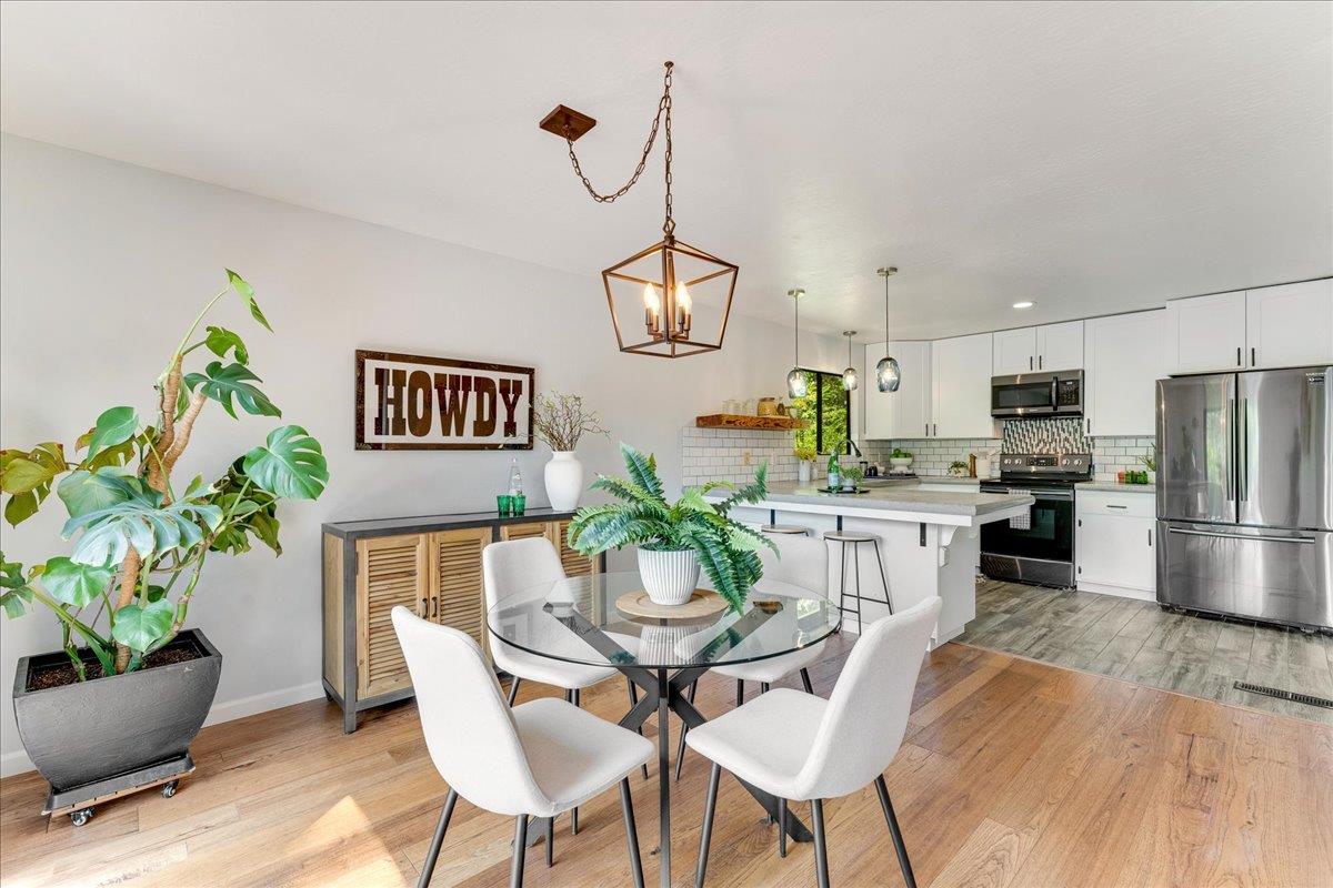 Detail Gallery Image 10 of 32 For 641 Marion Ave, Ben Lomond,  CA 95005 - 3 Beds | 2 Baths