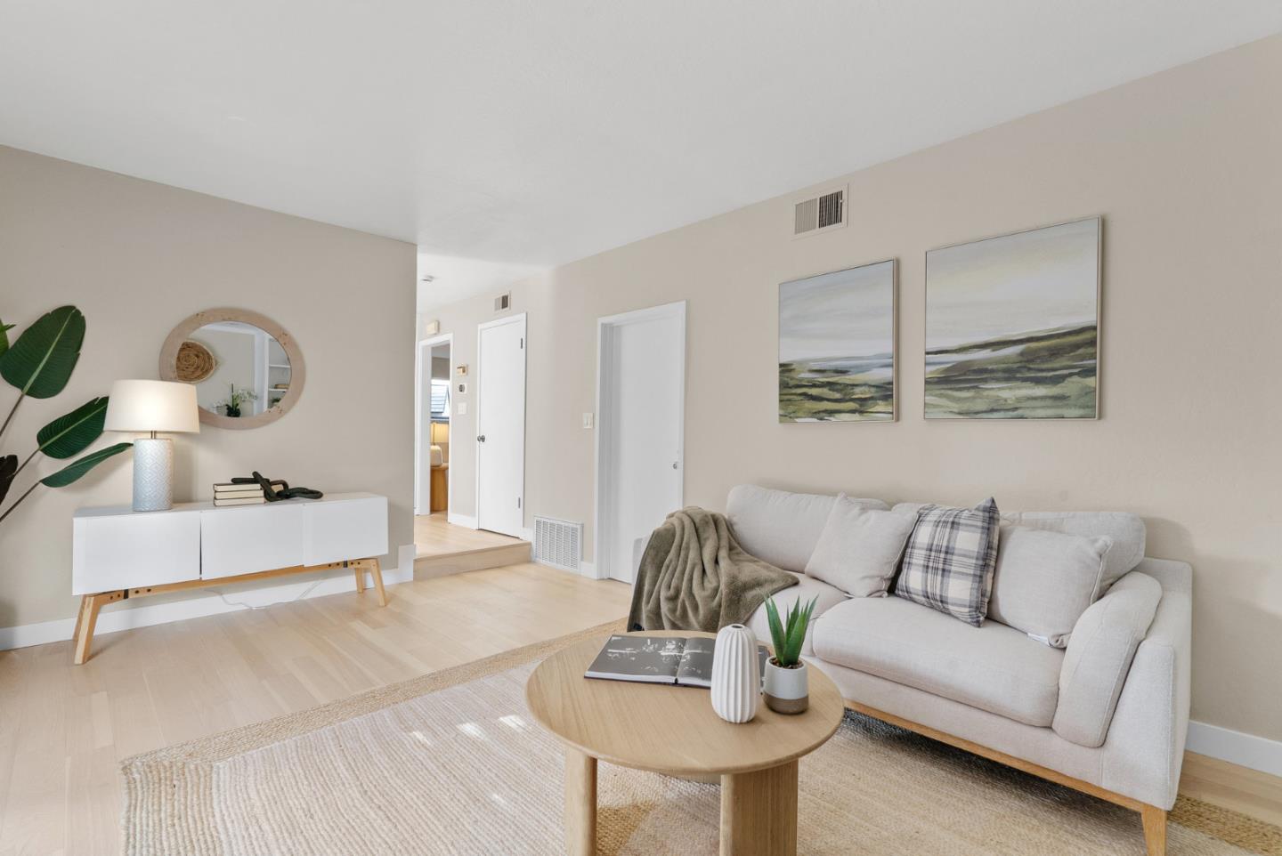 Detail Gallery Image 17 of 34 For 1420 Pinehurst Dr, San Jose,  CA 95118 - 4 Beds | 2/1 Baths