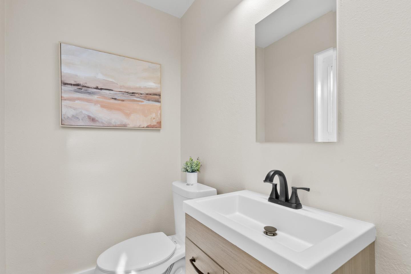 Detail Gallery Image 19 of 34 For 1420 Pinehurst Dr, San Jose,  CA 95118 - 4 Beds | 2/1 Baths