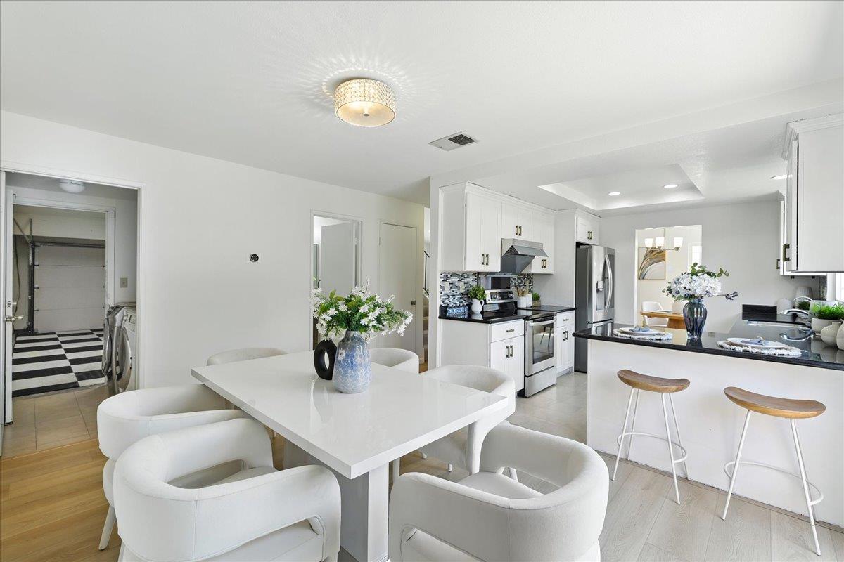 Detail Gallery Image 11 of 26 For 575 Rough and Ready Rd, San Jose,  CA 95133 - 4 Beds | 2/1 Baths
