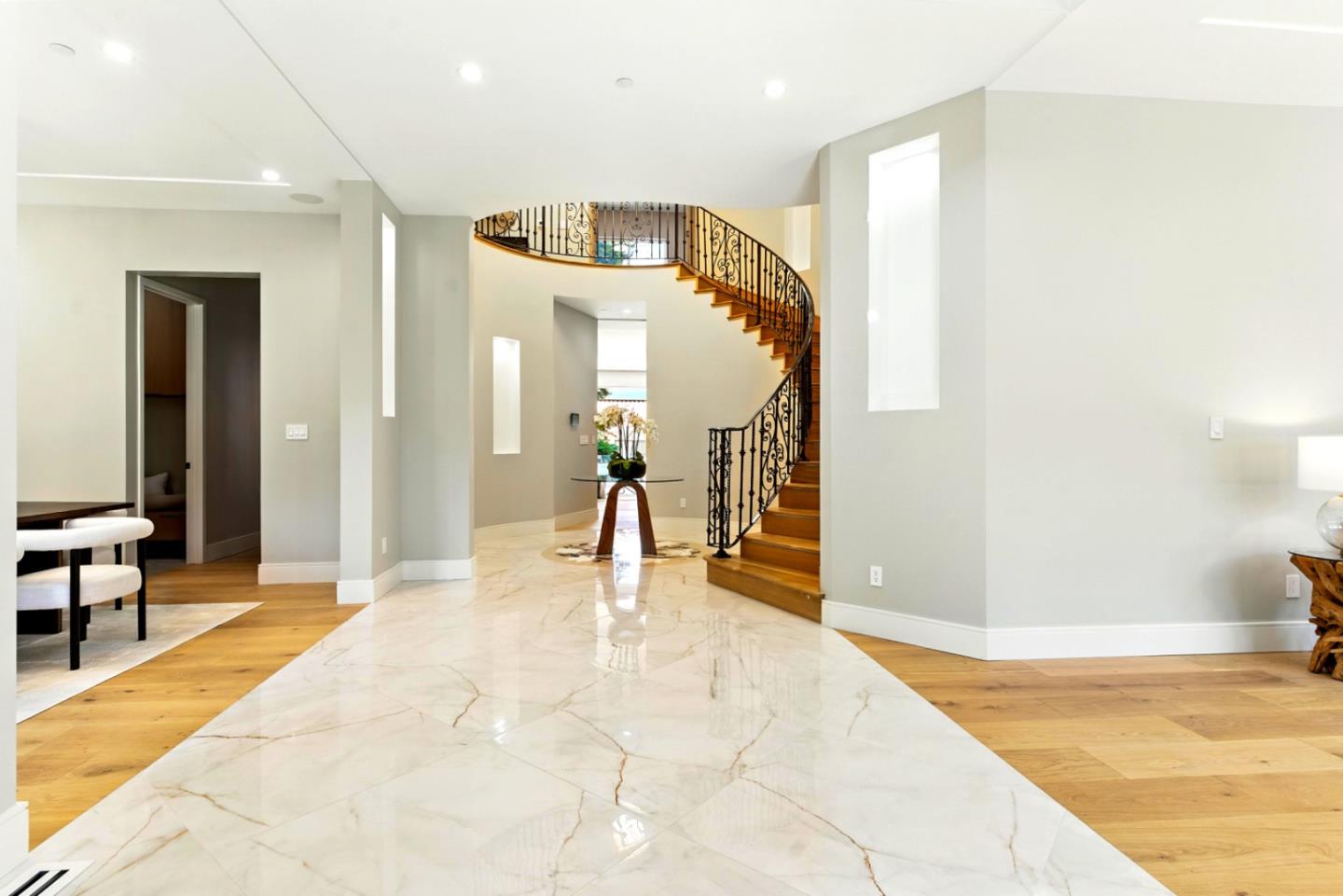 Detail Gallery Image 4 of 61 For 138 Telles Ln, Fremont,  CA 94539 - 6 Beds | 4/1 Baths