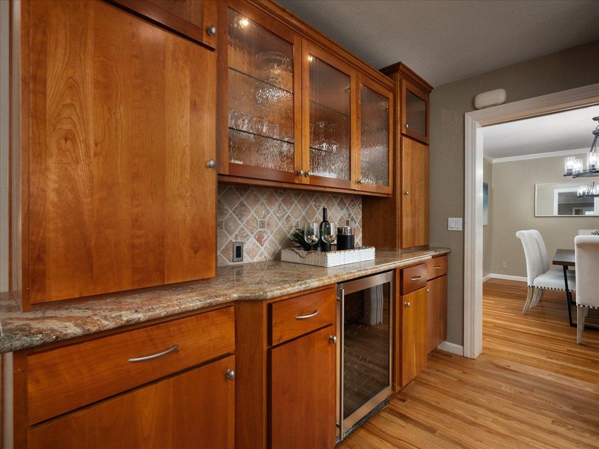 Detail Gallery Image 10 of 35 For 1128 Allston Ct, San Jose,  CA 95120 - 5 Beds | 2/1 Baths