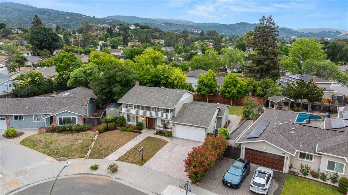 Detail Gallery Image 3 of 35 For 1128 Allston Ct, San Jose,  CA 95120 - 5 Beds | 2/1 Baths