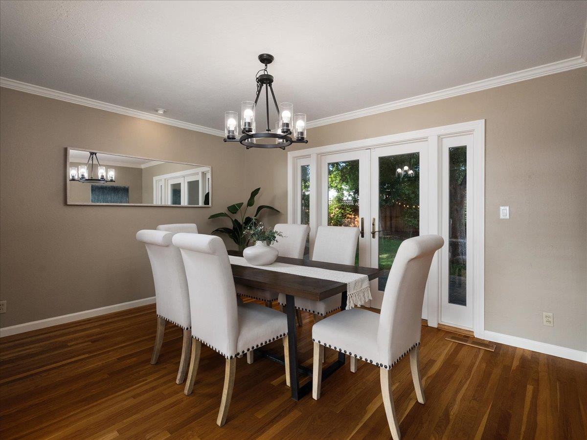 Detail Gallery Image 9 of 35 For 1128 Allston Ct, San Jose,  CA 95120 - 5 Beds | 2/1 Baths
