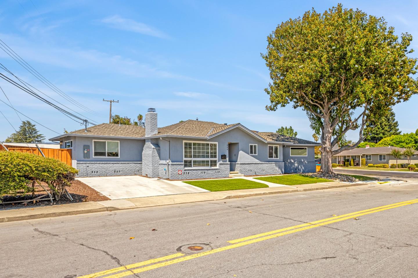 Detail Gallery Image 2 of 52 For 666 Fairlane Ave, Santa Clara,  CA 95051 - 3 Beds | 2 Baths