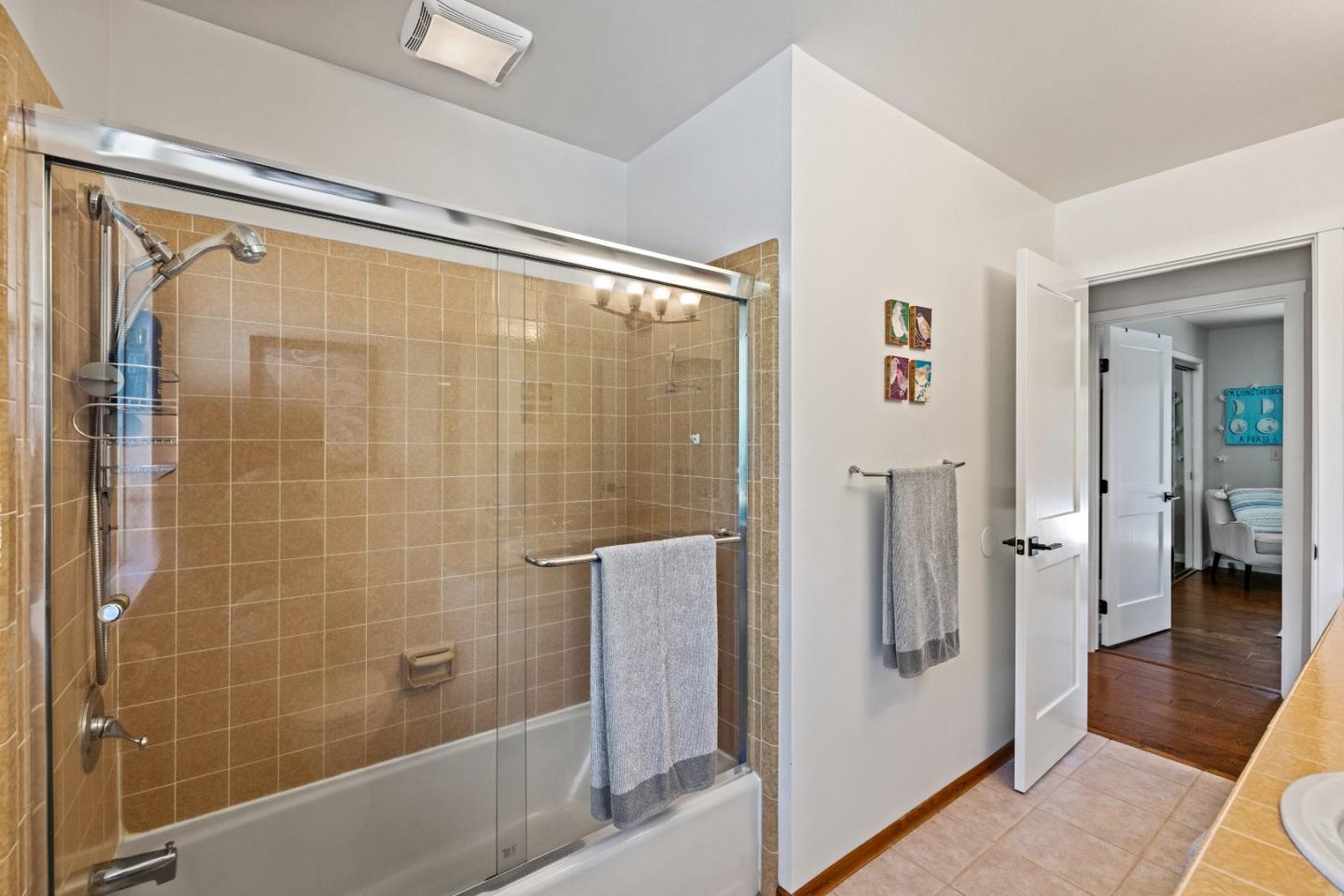 Detail Gallery Image 22 of 56 For 128 Hammond Rd, Monterey,  CA 93940 - 4 Beds | 3/1 Baths