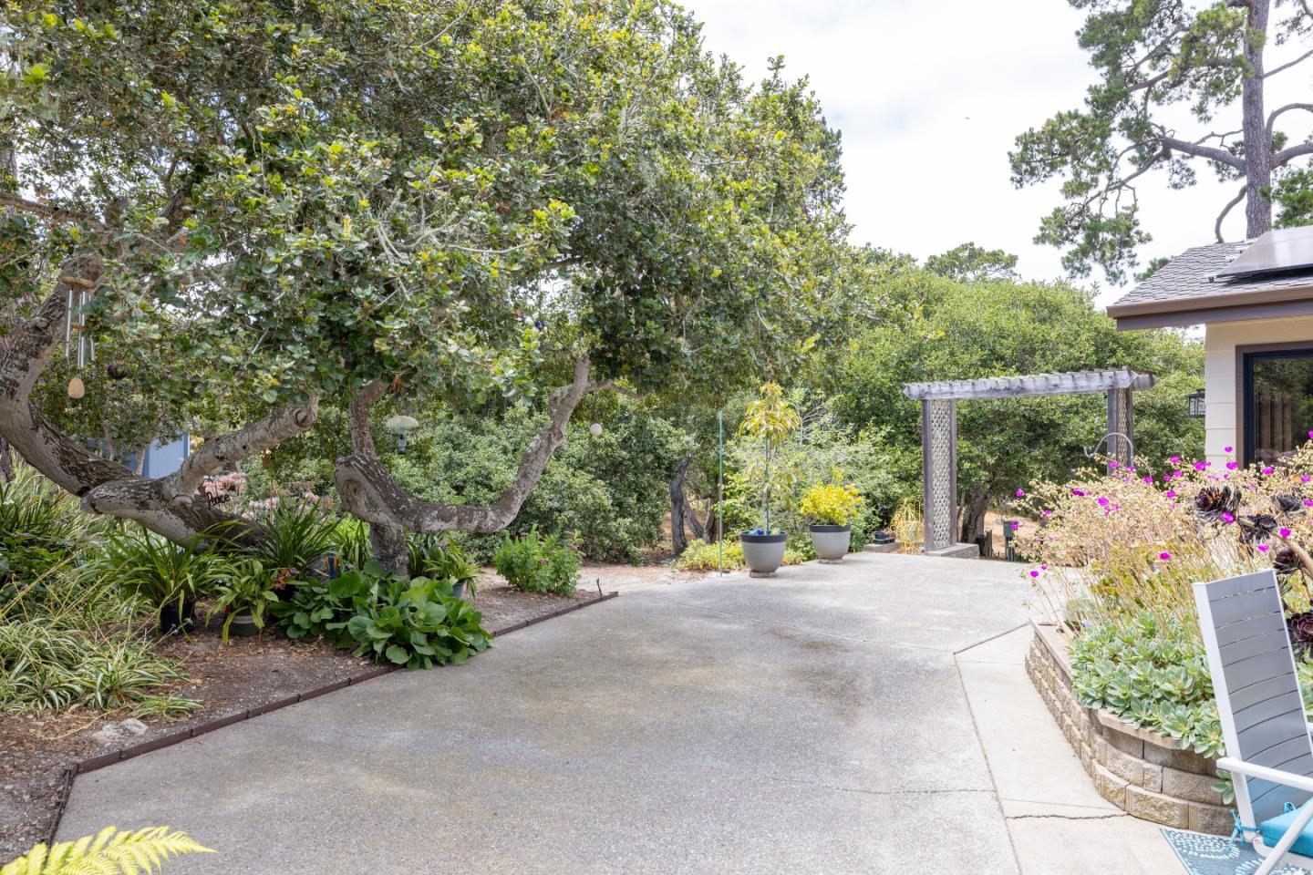 Detail Gallery Image 47 of 56 For 128 Hammond Rd, Monterey,  CA 93940 - 4 Beds | 3/1 Baths