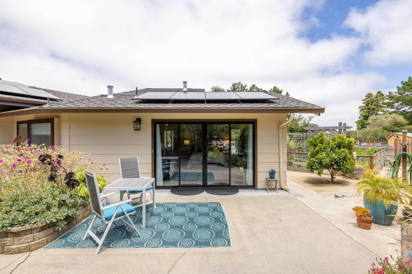 Detail Gallery Image 48 of 56 For 128 Hammond Rd, Monterey,  CA 93940 - 4 Beds | 3/1 Baths