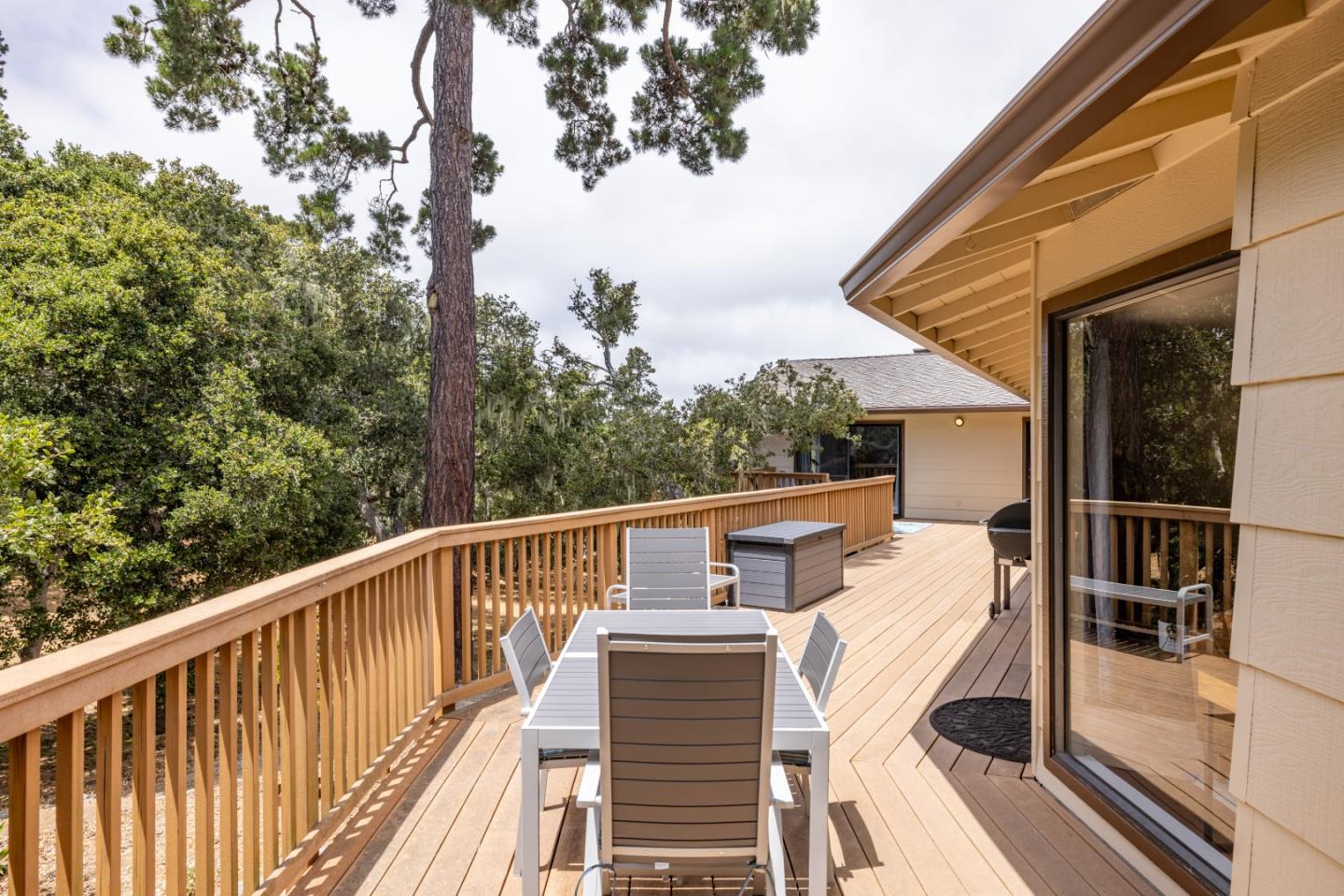 Detail Gallery Image 51 of 56 For 128 Hammond Rd, Monterey,  CA 93940 - 4 Beds | 3/1 Baths