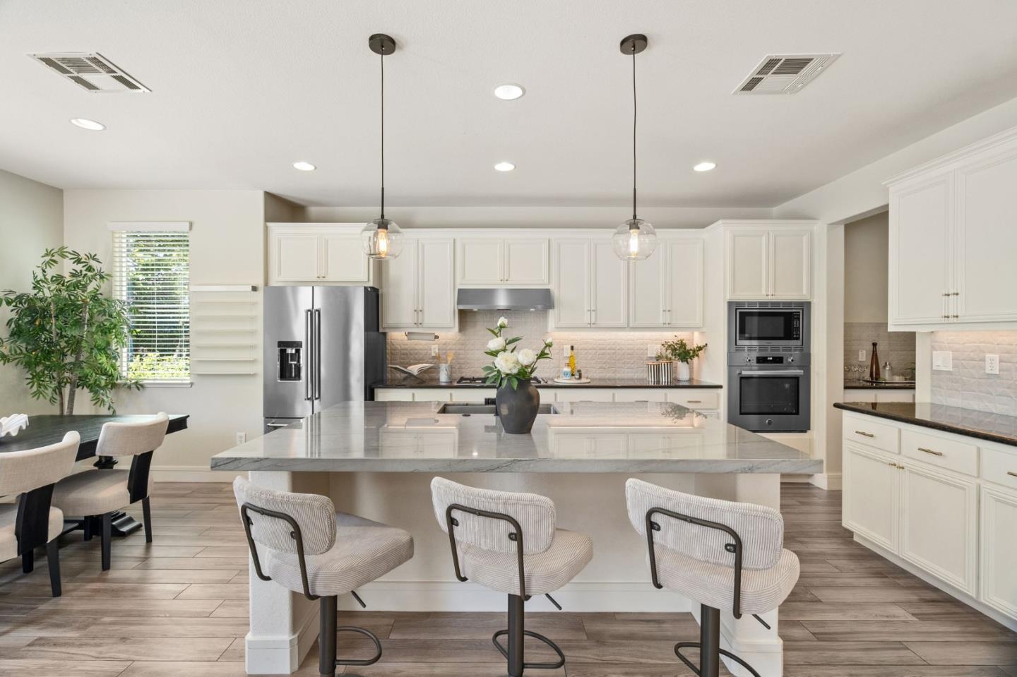 Detail Gallery Image 10 of 50 For 475 Bel Air Way, Morgan Hill,  CA 95037 - 4 Beds | 3/1 Baths