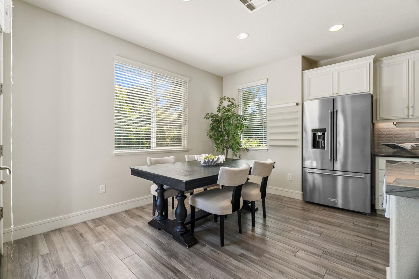 Detail Gallery Image 15 of 50 For 475 Bel Air Way, Morgan Hill,  CA 95037 - 4 Beds | 3/1 Baths