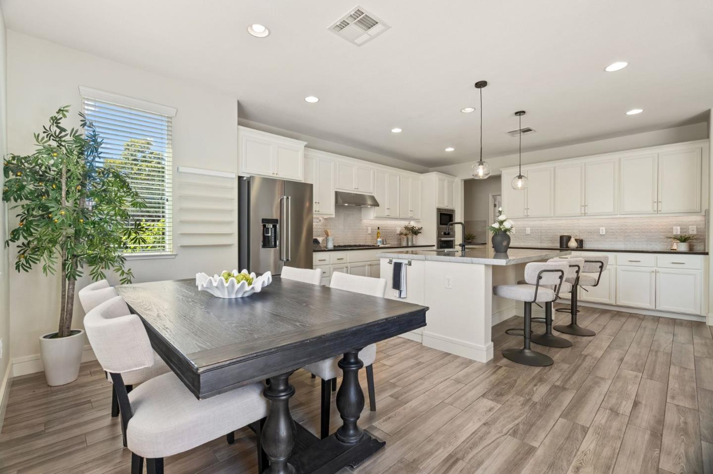 Detail Gallery Image 16 of 50 For 475 Bel Air Way, Morgan Hill,  CA 95037 - 4 Beds | 3/1 Baths