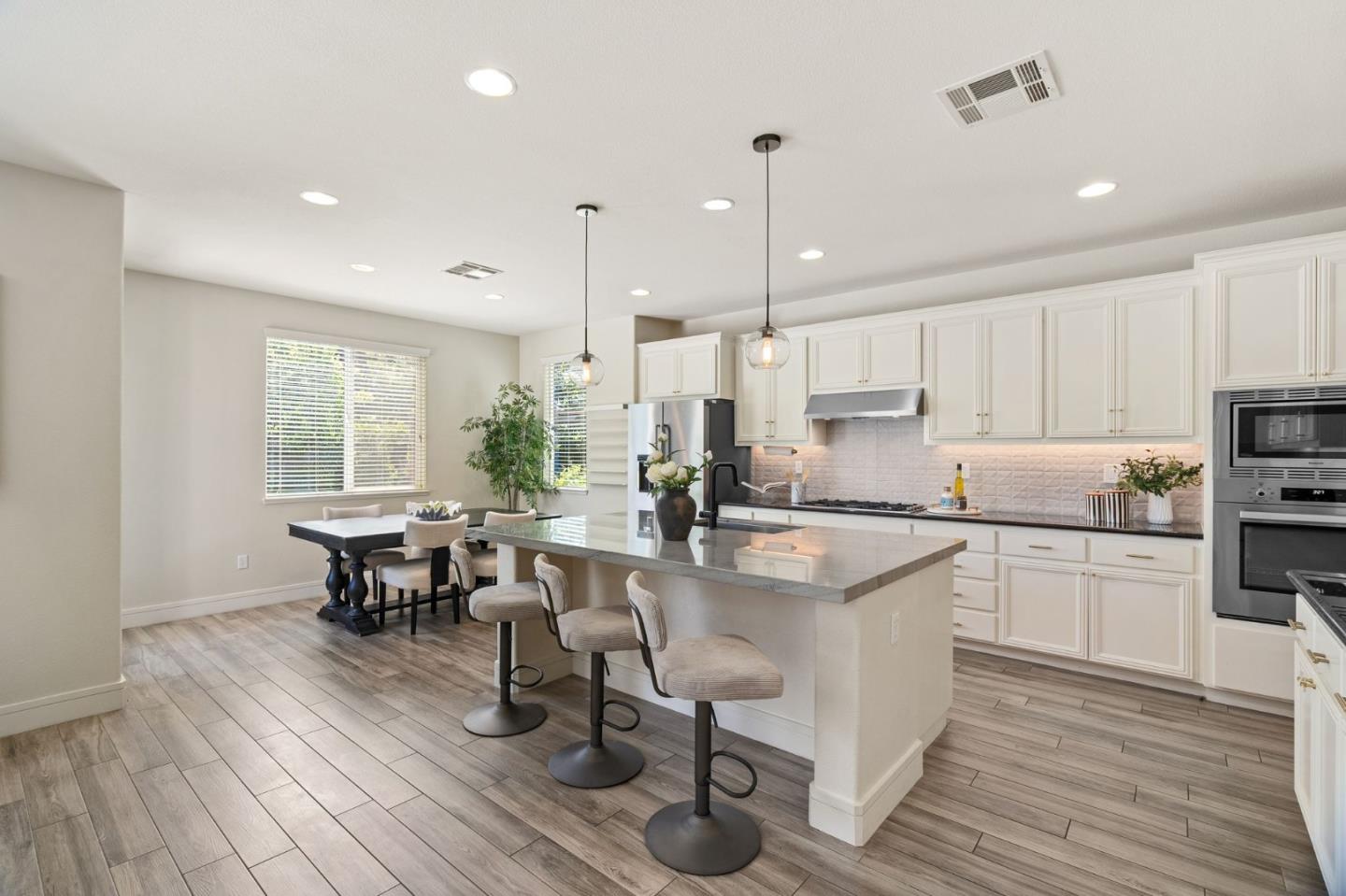 Detail Gallery Image 9 of 50 For 475 Bel Air Way, Morgan Hill,  CA 95037 - 4 Beds | 3/1 Baths