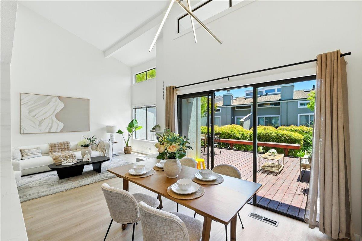 Detail Gallery Image 16 of 49 For 3383 Los Prados St, San Mateo,  CA 94403 - 2 Beds | 2 Baths