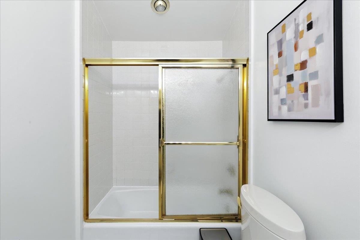 Detail Gallery Image 28 of 49 For 3383 Los Prados St, San Mateo,  CA 94403 - 2 Beds | 2 Baths