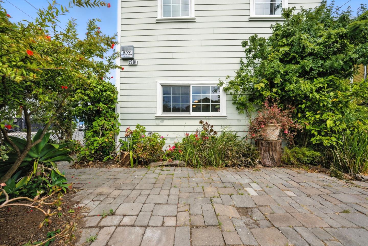 Detail Gallery Image 22 of 31 For 2930 Magnolia St, Emeryville,  CA 94608 - 1 Beds | 1/1 Baths