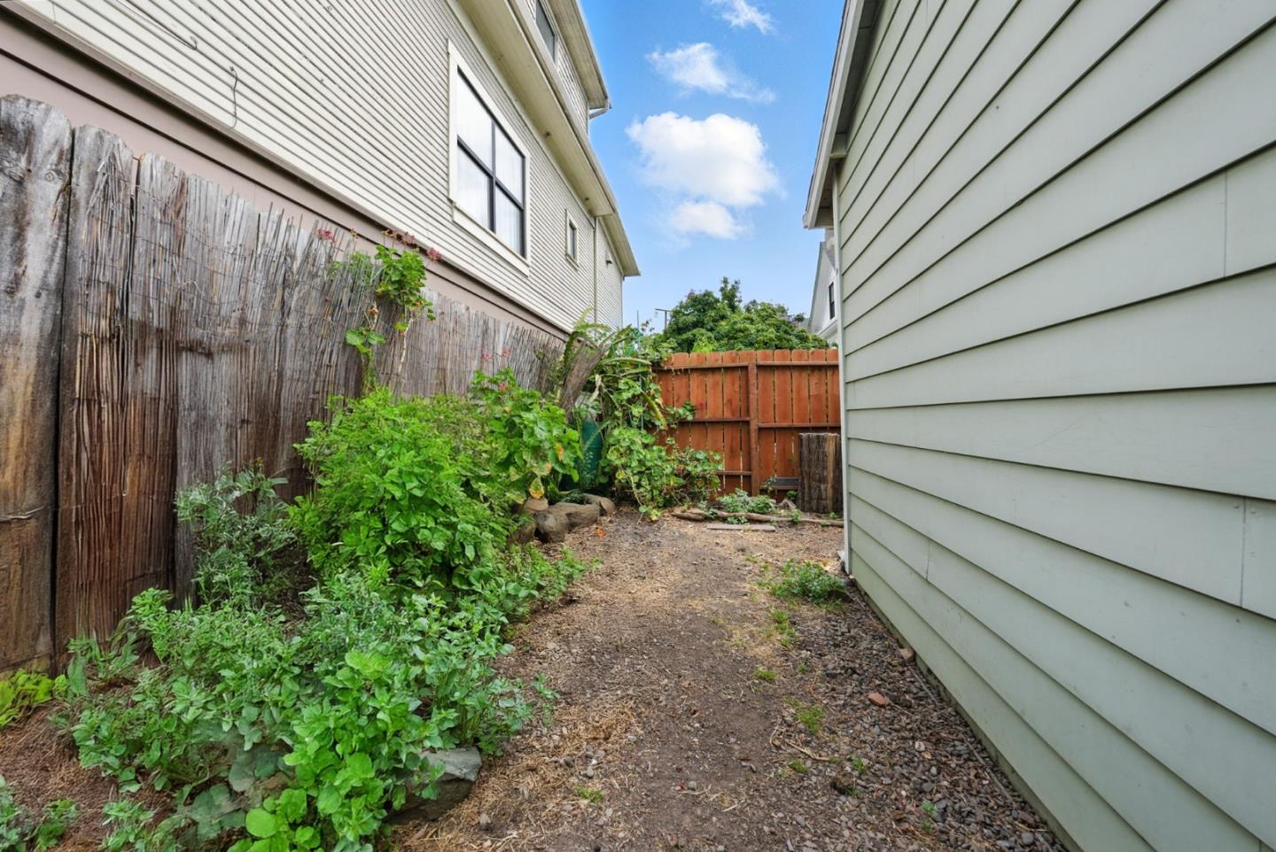 Detail Gallery Image 23 of 31 For 2930 Magnolia St, Emeryville,  CA 94608 - 1 Beds | 1/1 Baths