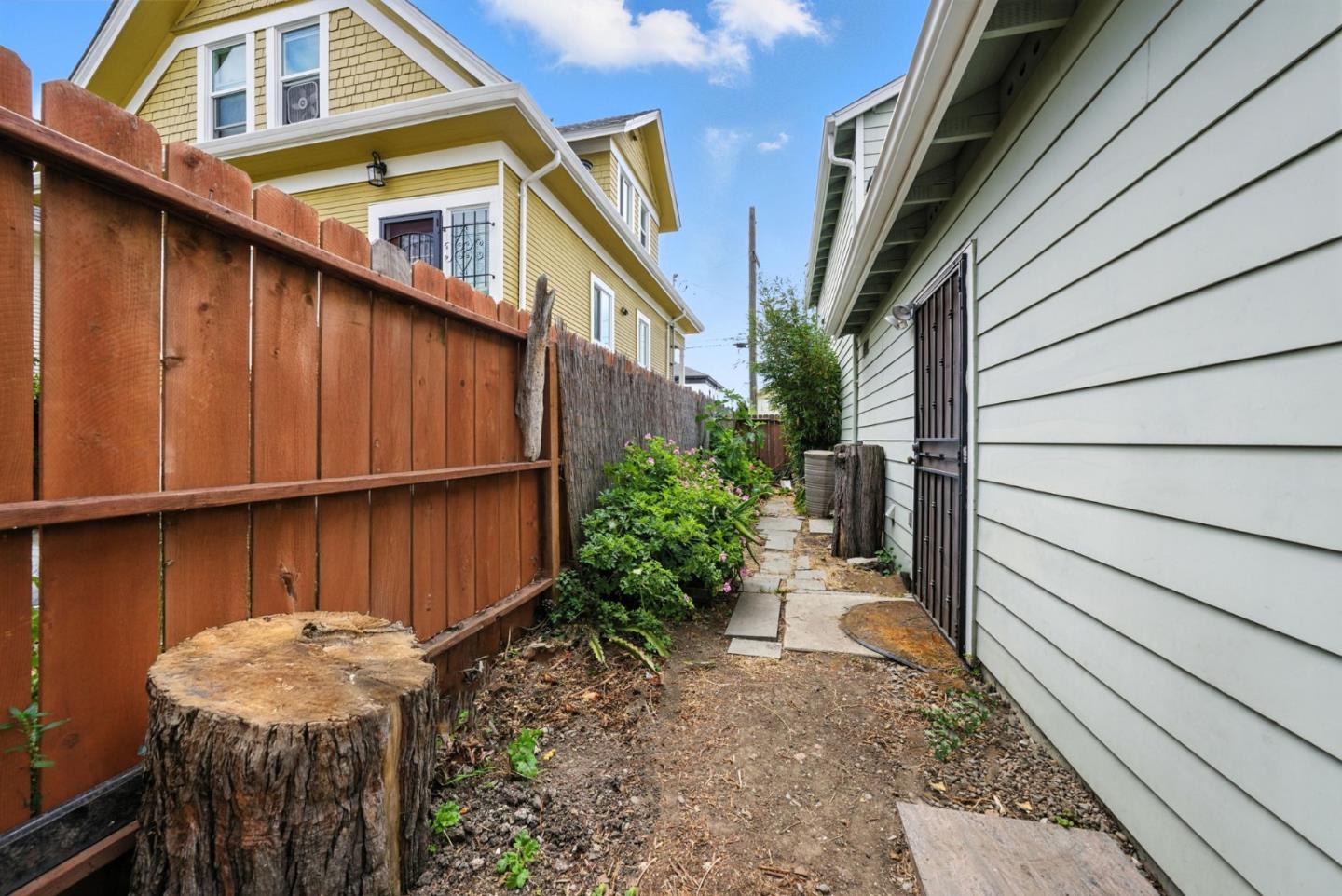 Detail Gallery Image 24 of 31 For 2930 Magnolia St, Emeryville,  CA 94608 - 1 Beds | 1/1 Baths