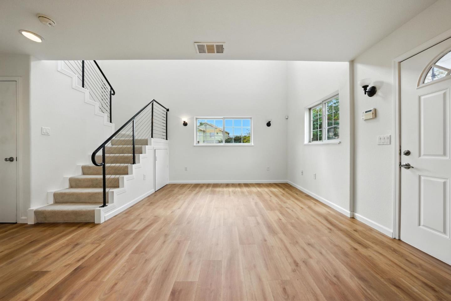 Detail Gallery Image 8 of 31 For 2930 Magnolia St, Emeryville,  CA 94608 - 1 Beds | 1/1 Baths
