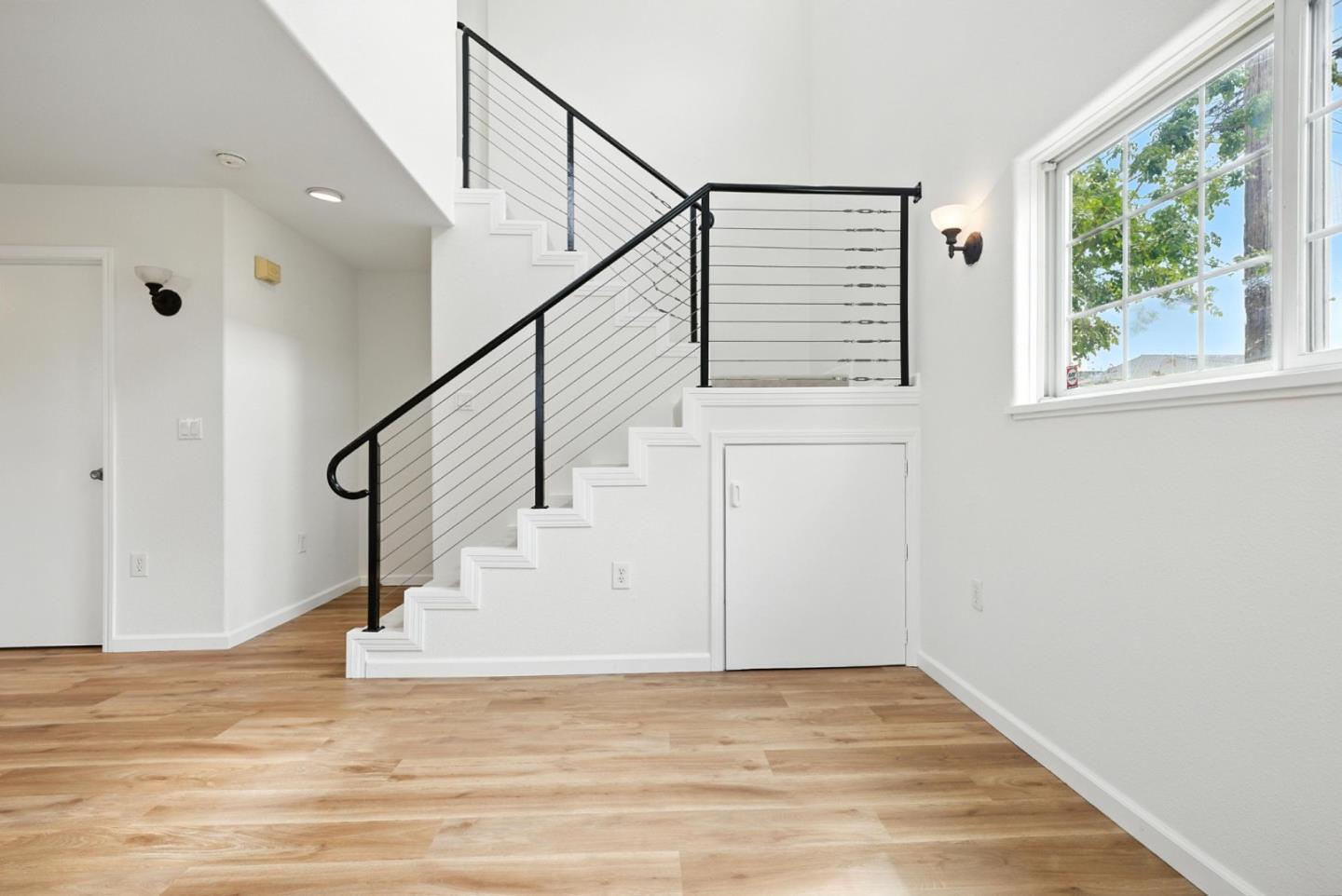 Detail Gallery Image 9 of 31 For 2930 Magnolia St, Emeryville,  CA 94608 - 1 Beds | 1/1 Baths