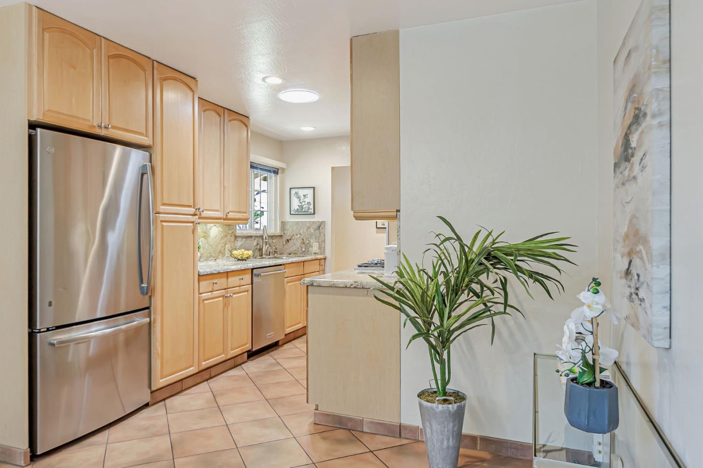 Detail Gallery Image 7 of 19 For 5284 Herbert Dr, San Jose,  CA 95124 - 3 Beds | 2 Baths