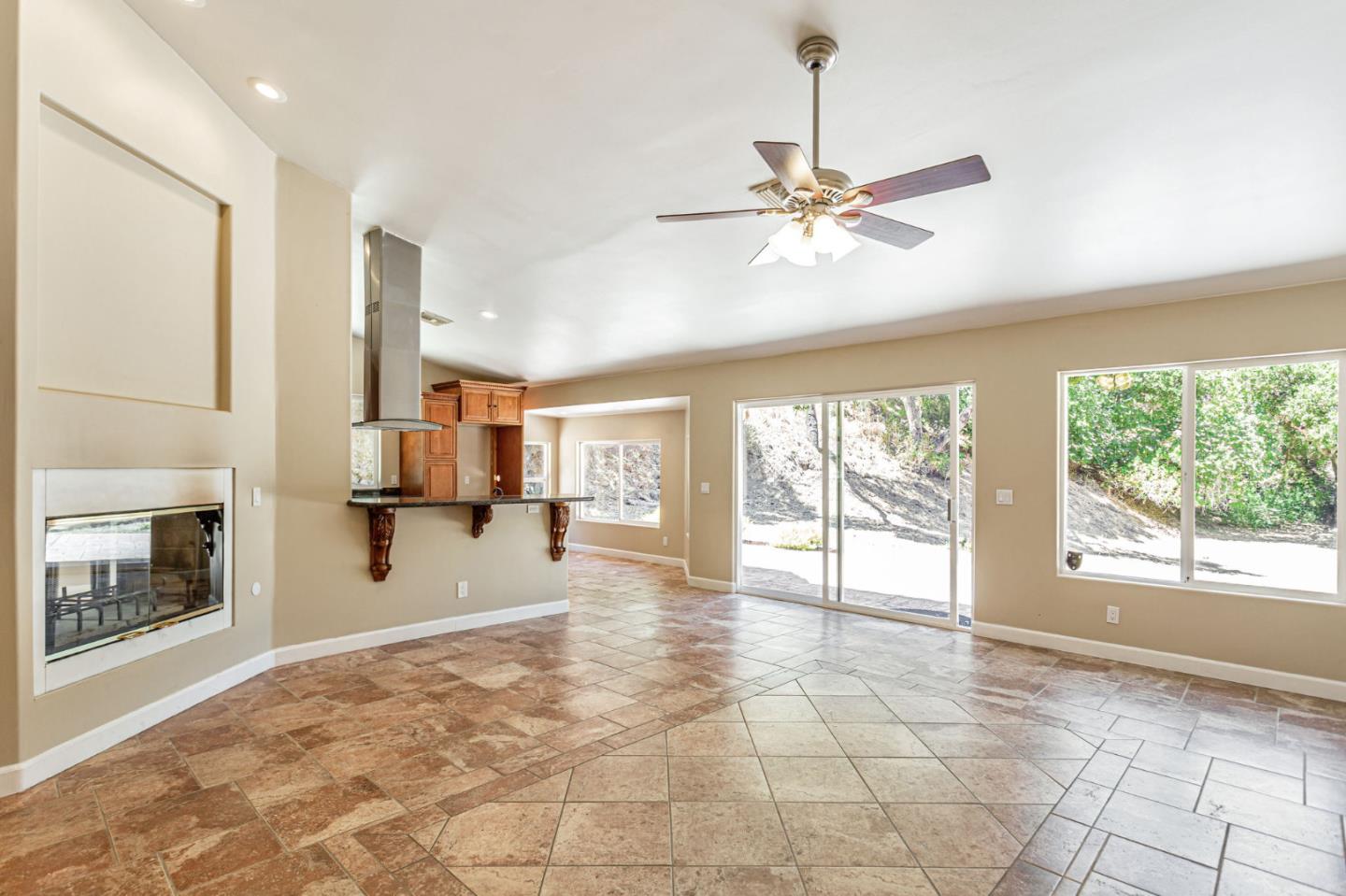 Detail Gallery Image 17 of 48 For 60 Toyon Way, Carmel Valley,  CA 93924 - 3 Beds | 3 Baths