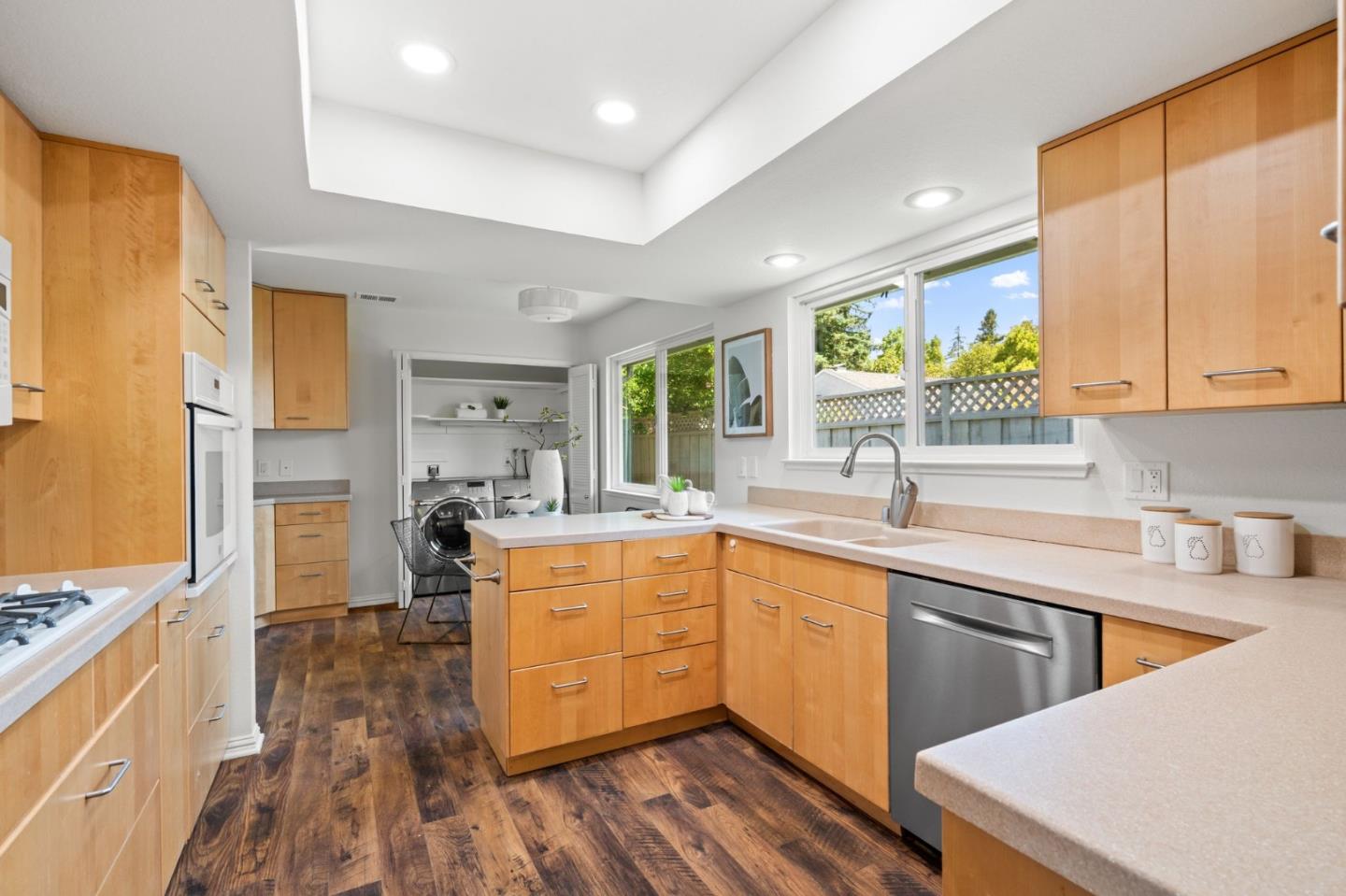 Detail Gallery Image 14 of 48 For 1036 Cumberland Pl, San Jose,  CA 95125 - 2 Beds | 2 Baths