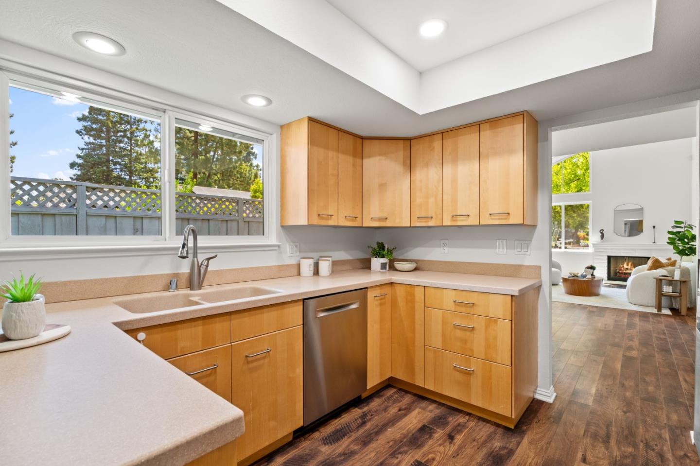 Detail Gallery Image 15 of 48 For 1036 Cumberland Pl, San Jose,  CA 95125 - 2 Beds | 2 Baths