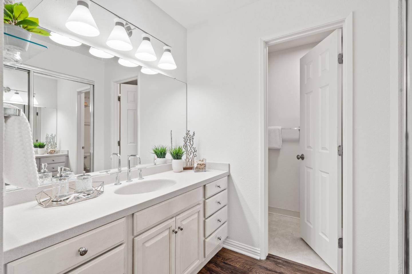Detail Gallery Image 25 of 48 For 1036 Cumberland Pl, San Jose,  CA 95125 - 2 Beds | 2 Baths