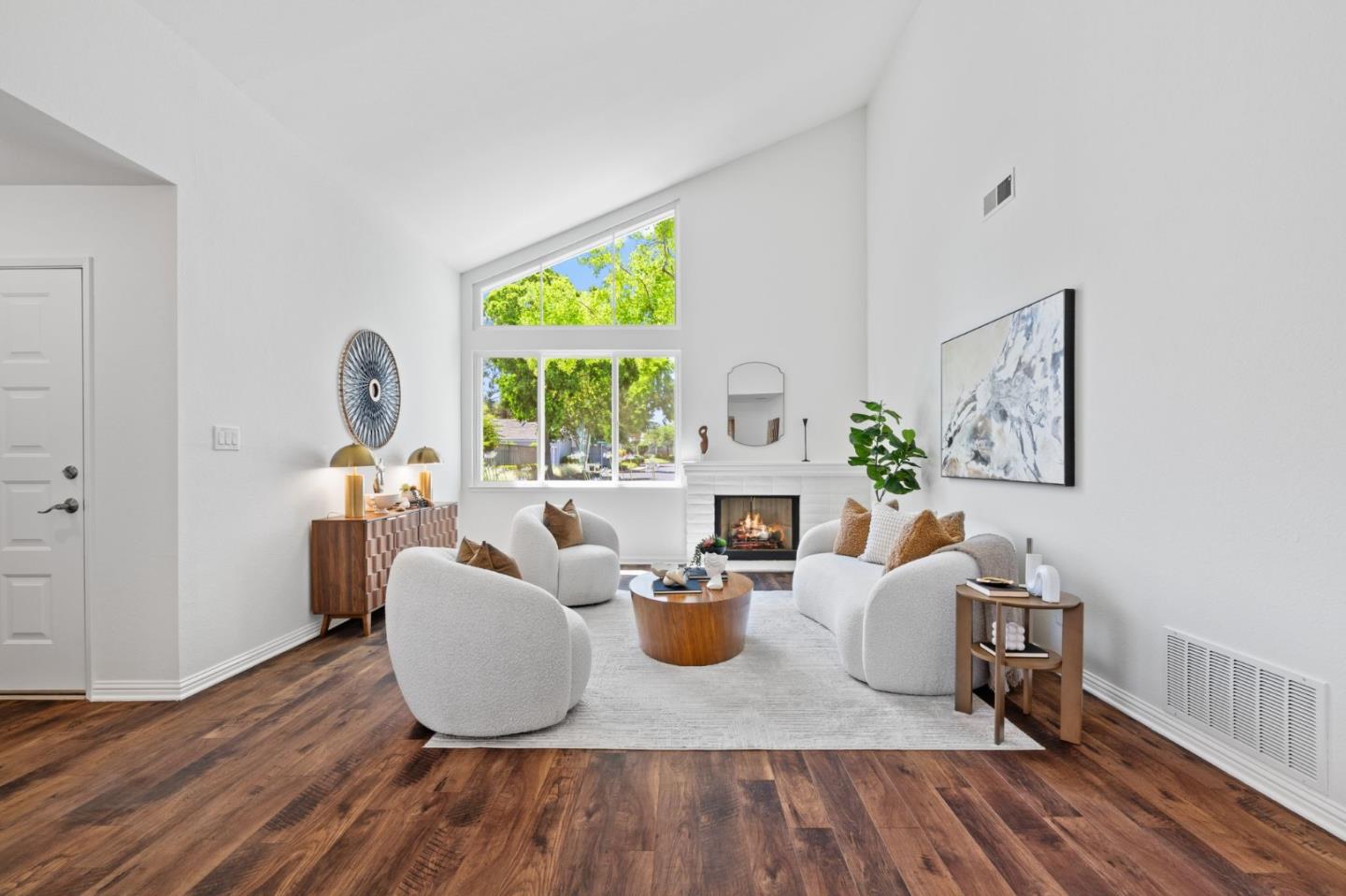 Detail Gallery Image 5 of 48 For 1036 Cumberland Pl, San Jose,  CA 95125 - 2 Beds | 2 Baths