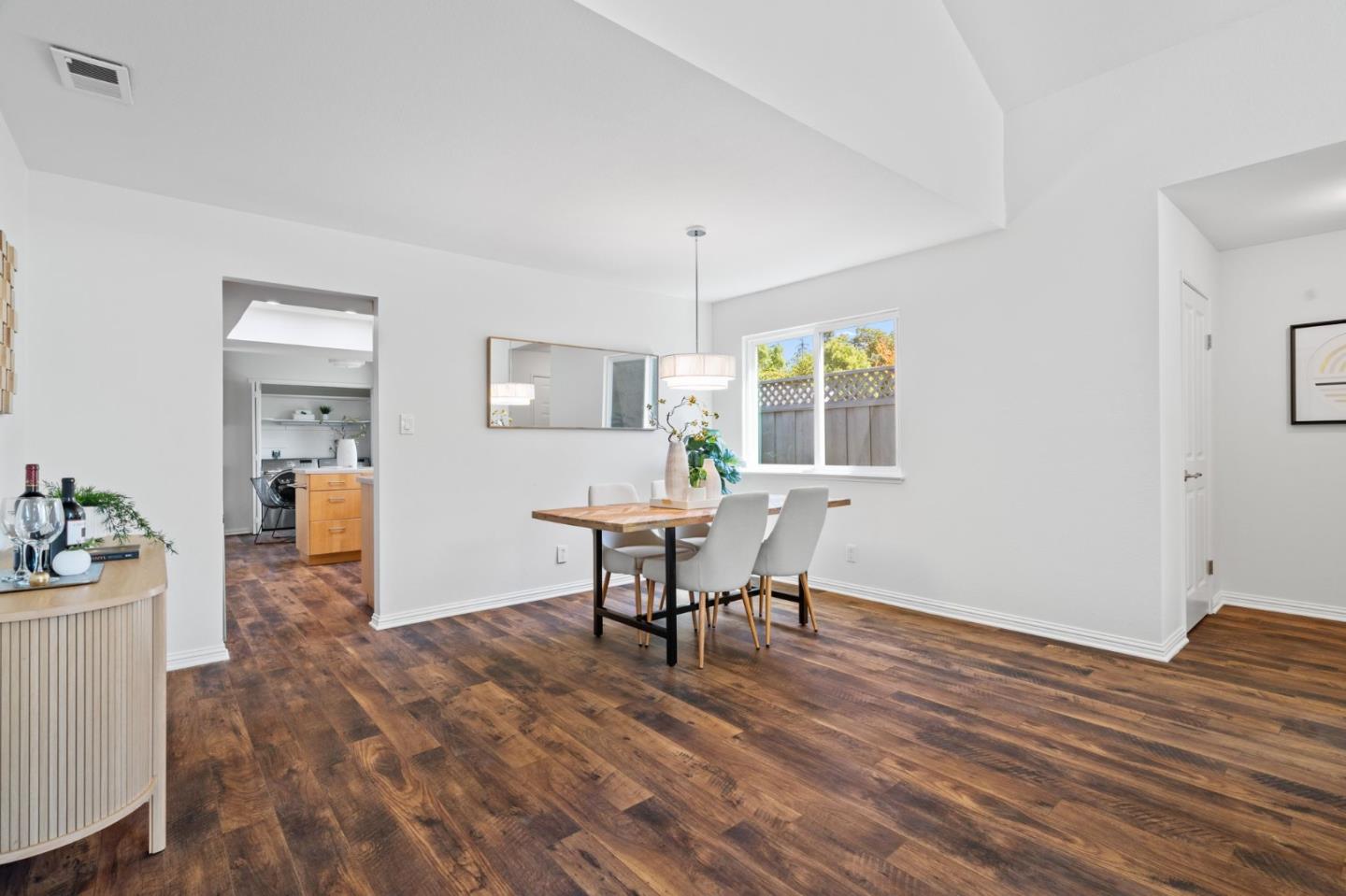 Detail Gallery Image 9 of 48 For 1036 Cumberland Pl, San Jose,  CA 95125 - 2 Beds | 2 Baths