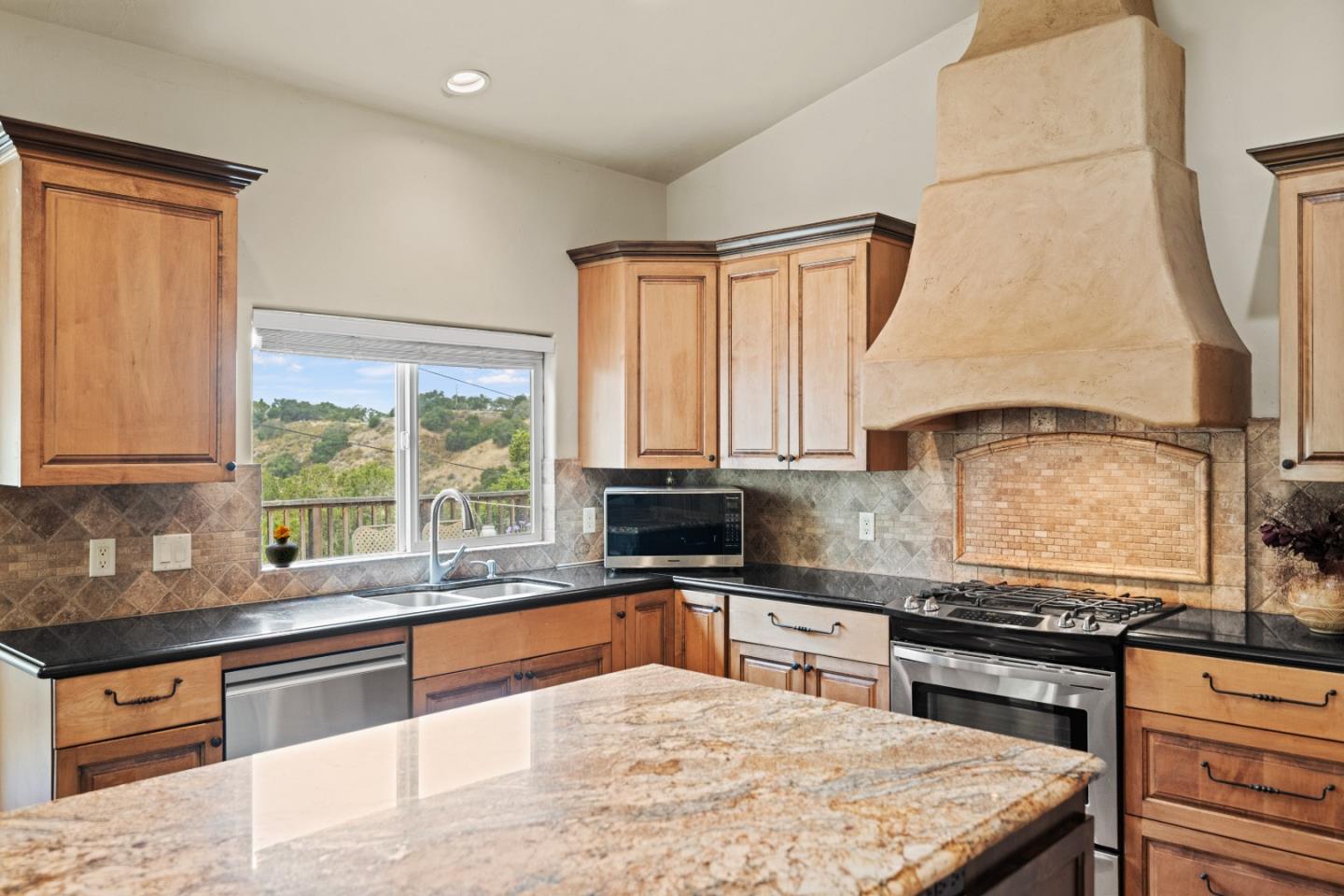 Detail Gallery Image 13 of 45 For 453 Corral De Tierra Rd, Corral De Tierra,  CA 93908 - 3 Beds | 2 Baths