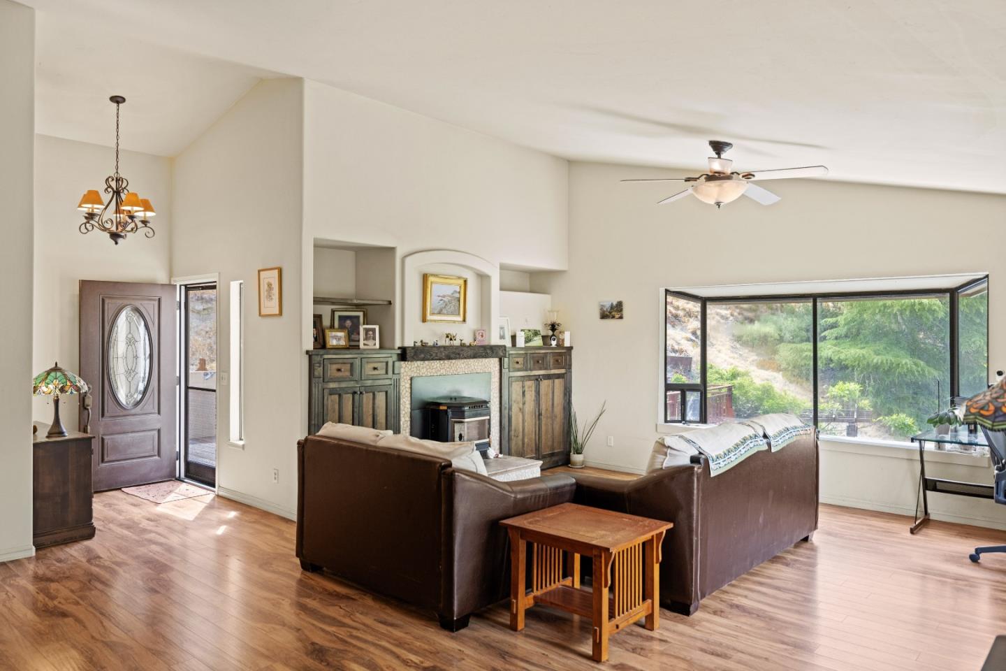 Detail Gallery Image 4 of 45 For 453 Corral De Tierra Rd, Corral De Tierra,  CA 93908 - 3 Beds | 2 Baths