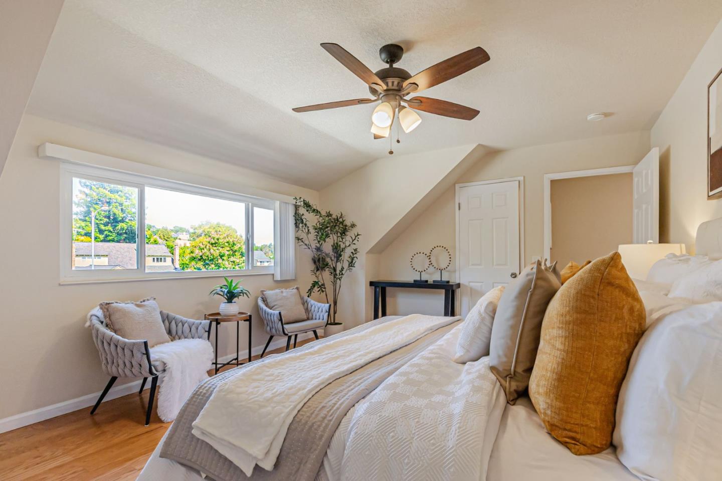 Detail Gallery Image 19 of 32 For 10458 Lockwood Dr, Cupertino,  CA 95014 - – Beds | – Baths