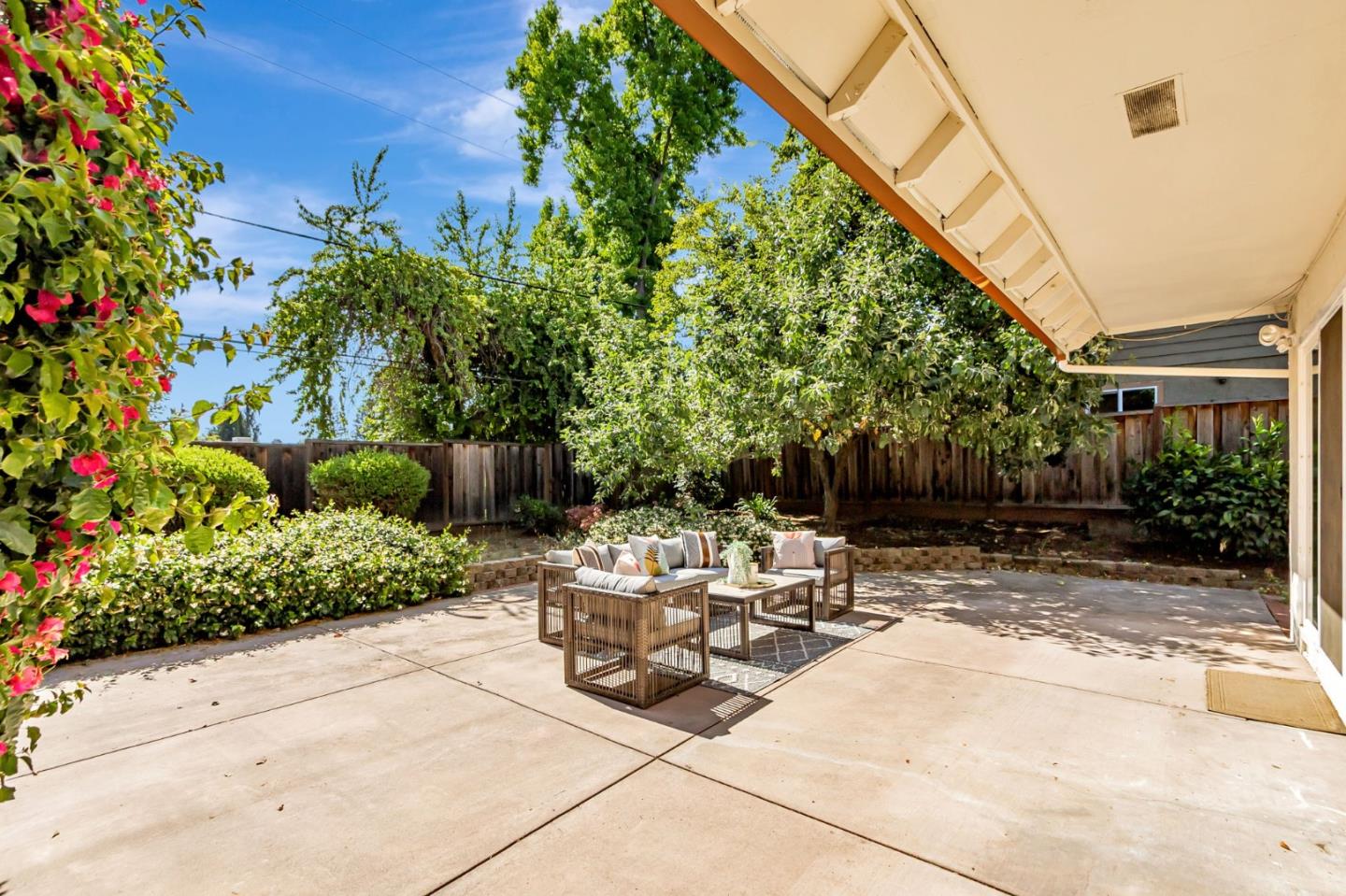 Detail Gallery Image 31 of 32 For 10458 Lockwood Dr, Cupertino,  CA 95014 - – Beds | – Baths